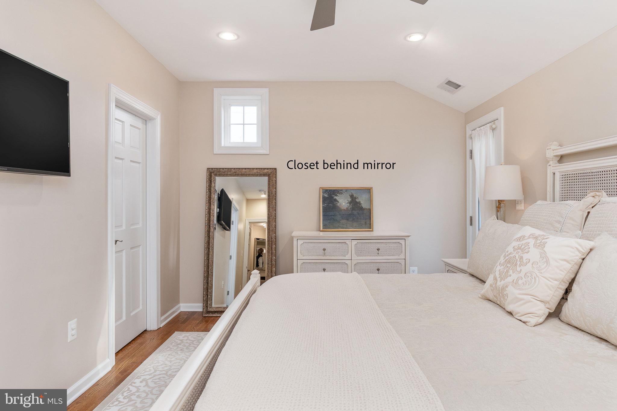 BEVERLEY HILLS - Residential