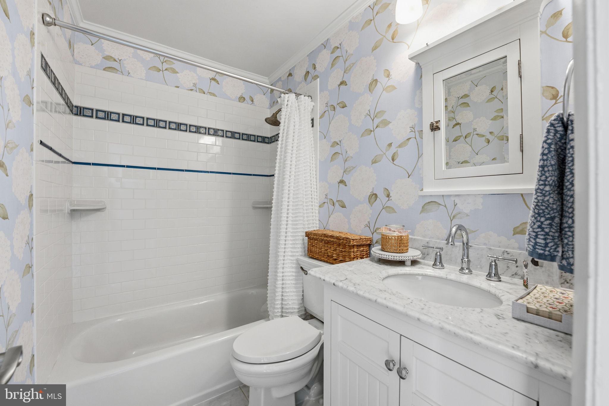 BEVERLEY HILLS - Residential