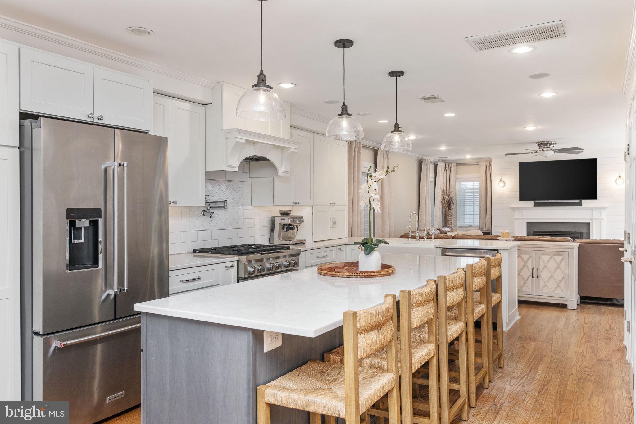 BEVERLEY HILLS - Residential