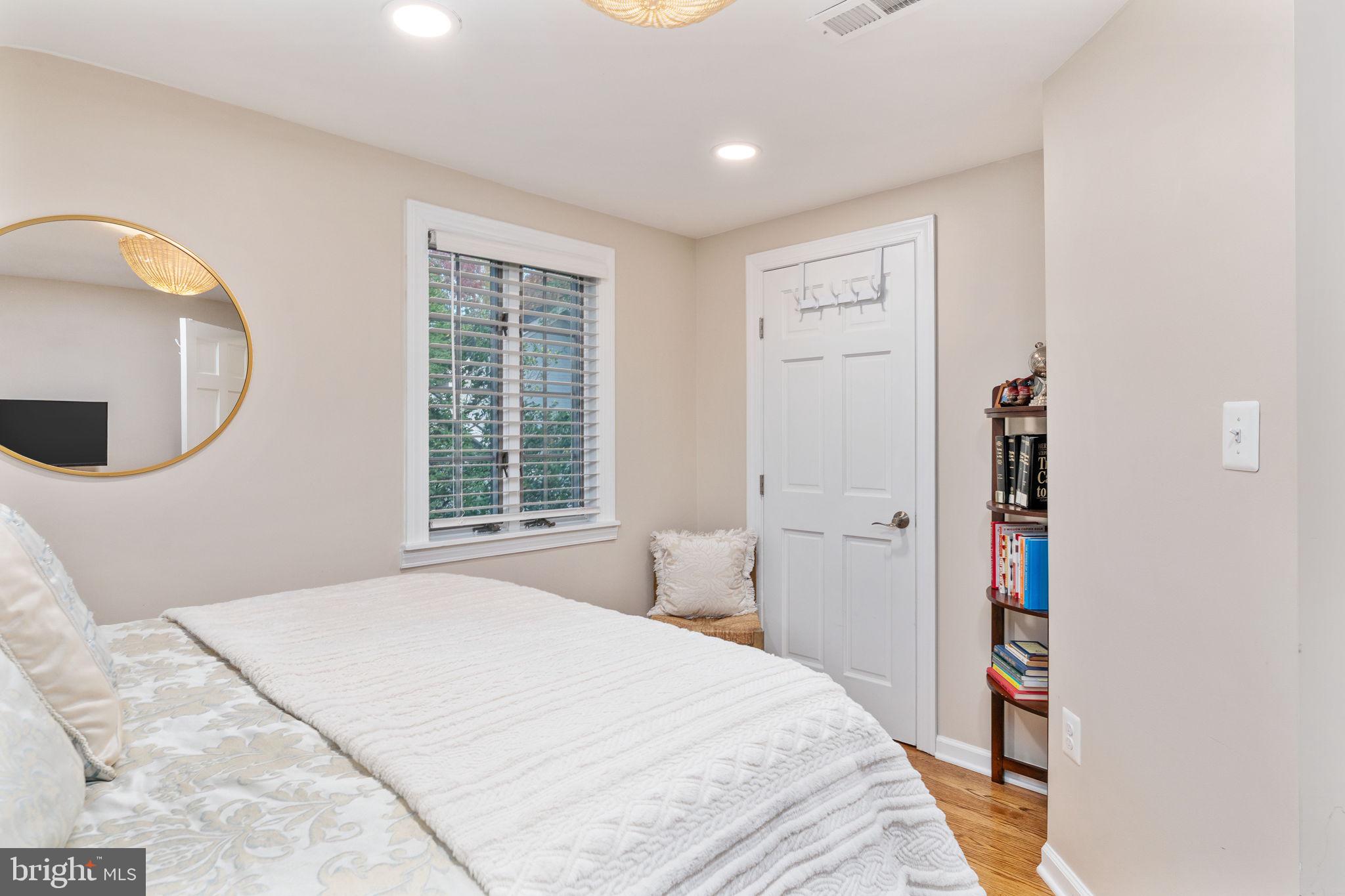 BEVERLEY HILLS - Residential