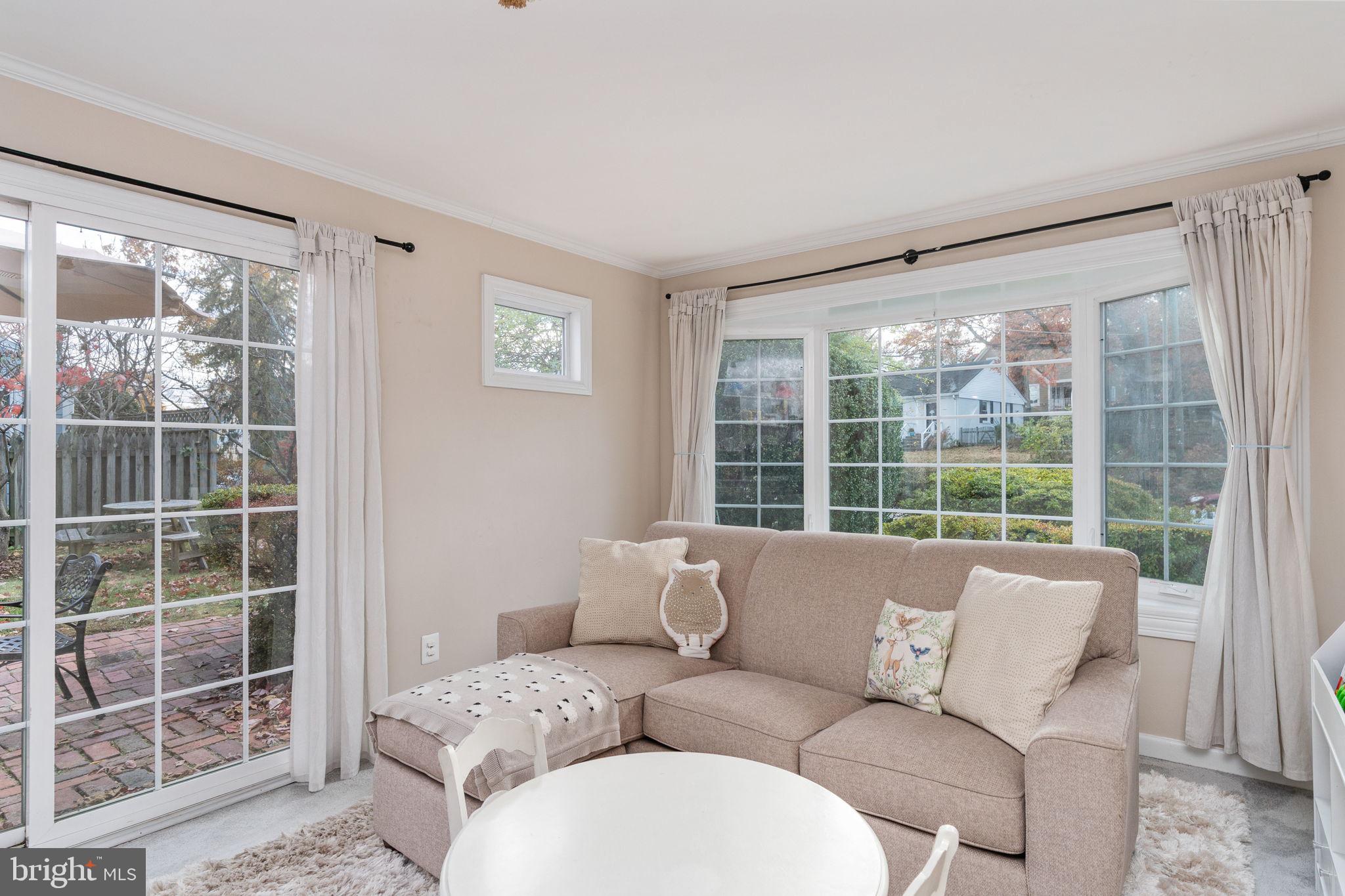 BEVERLEY HILLS - Residential