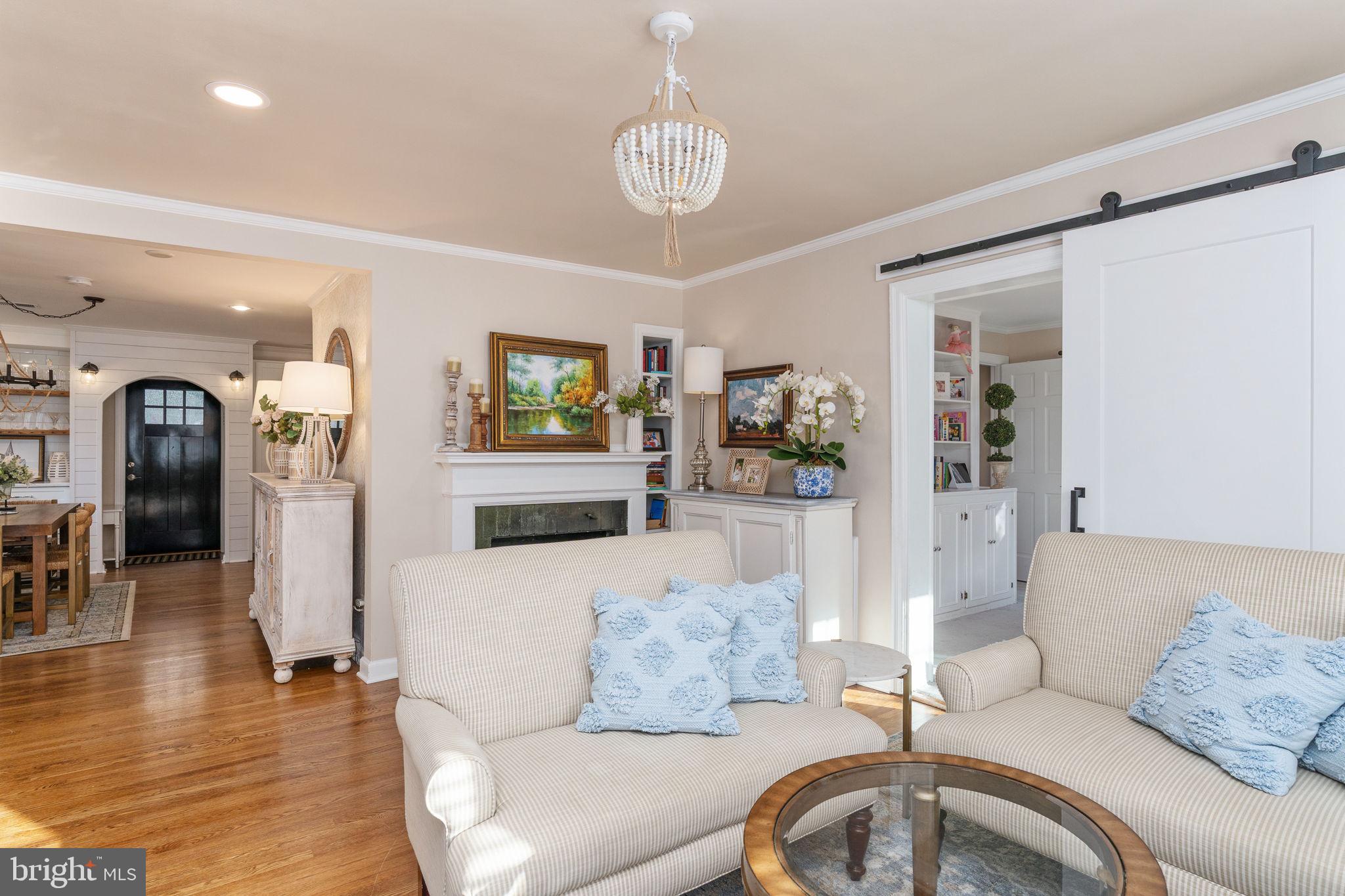 BEVERLEY HILLS - Residential