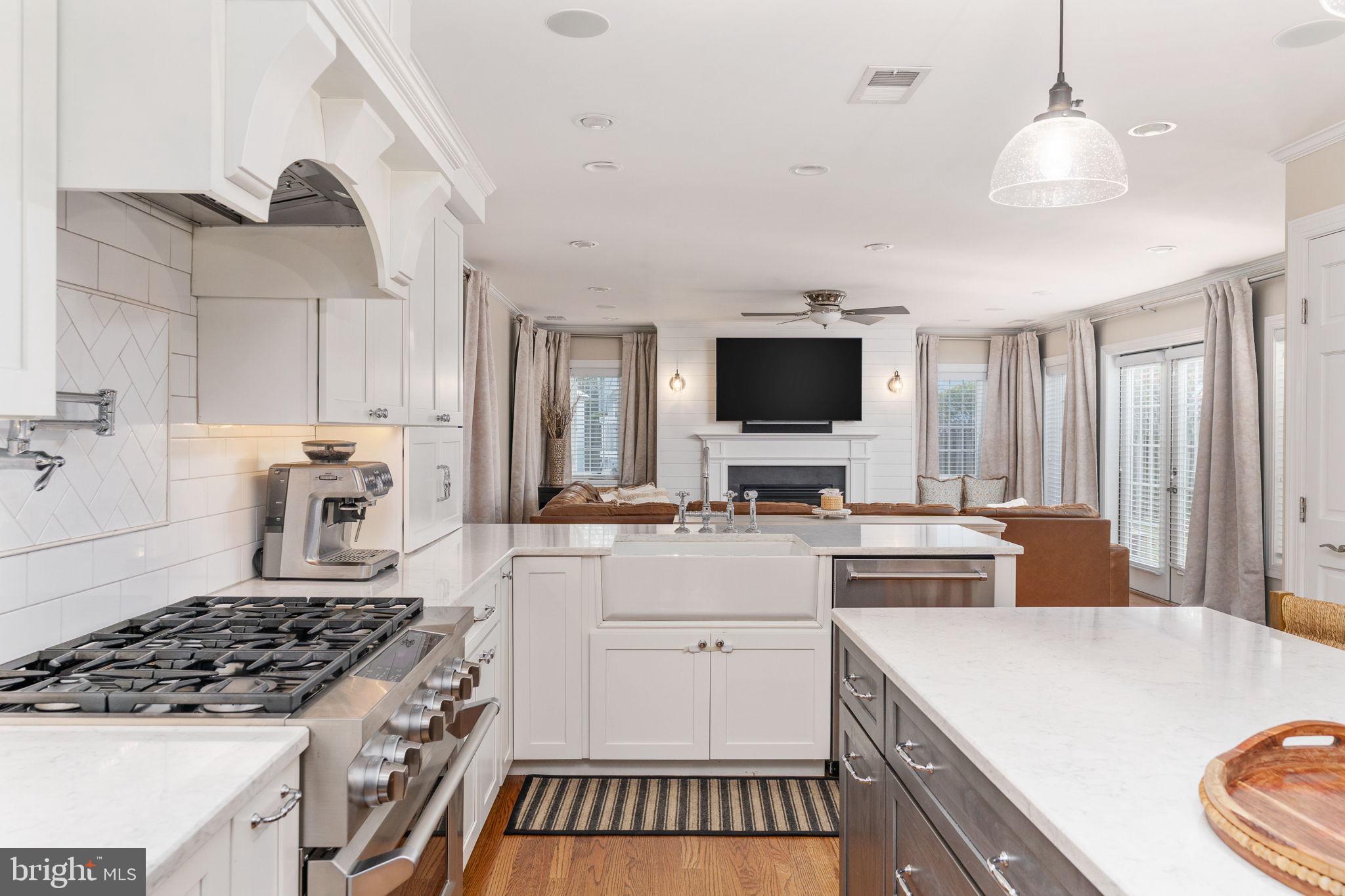 BEVERLEY HILLS - Residential