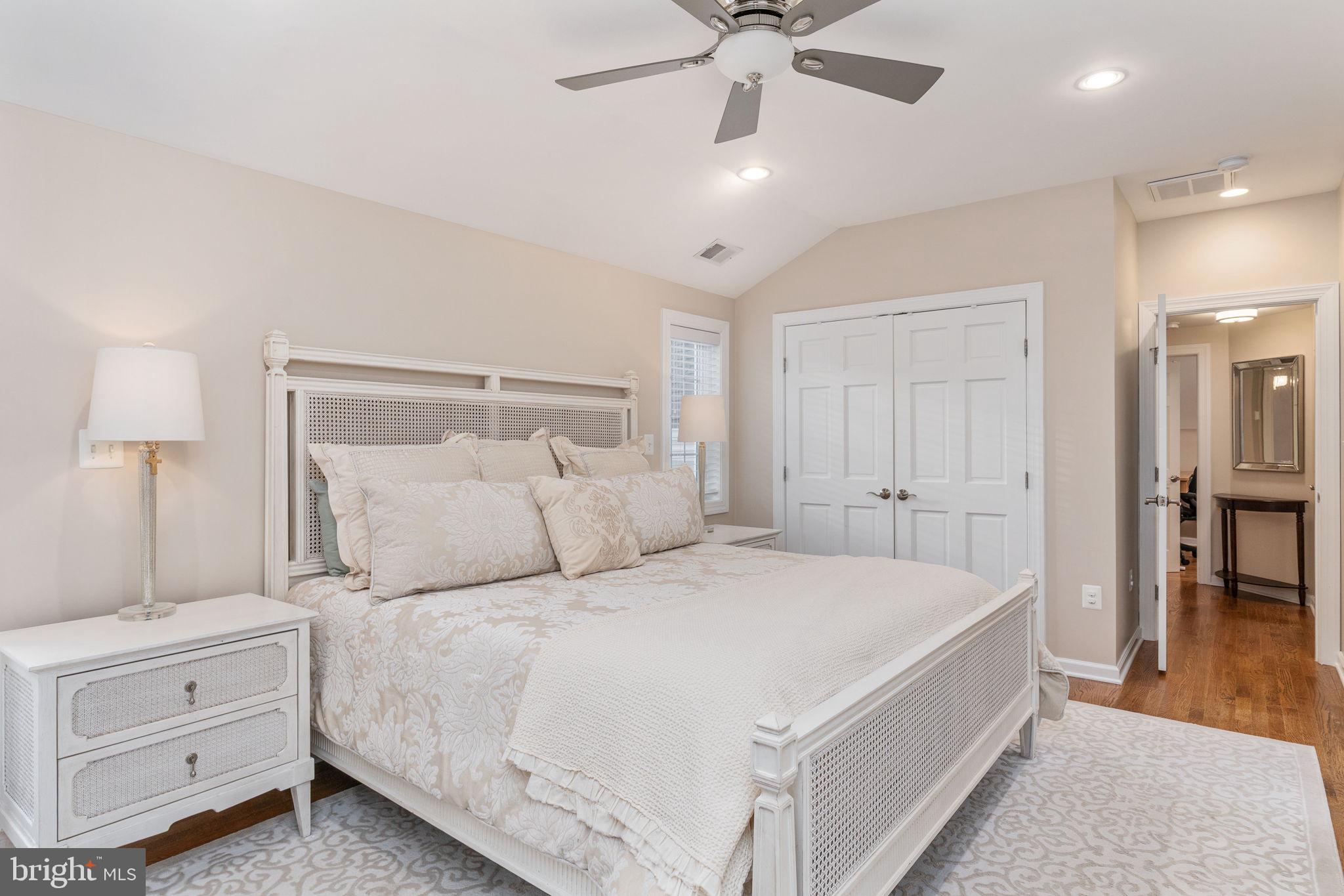 BEVERLEY HILLS - Residential