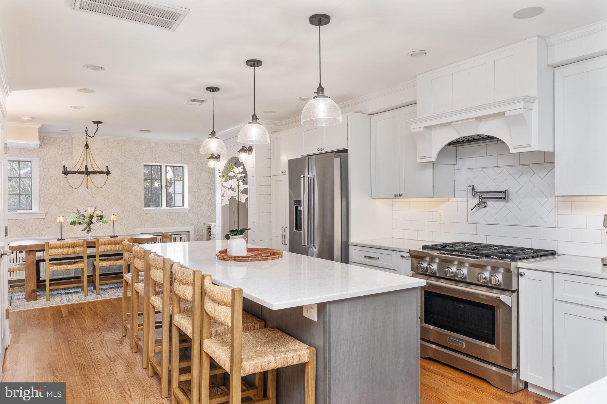 BEVERLEY HILLS - Residential