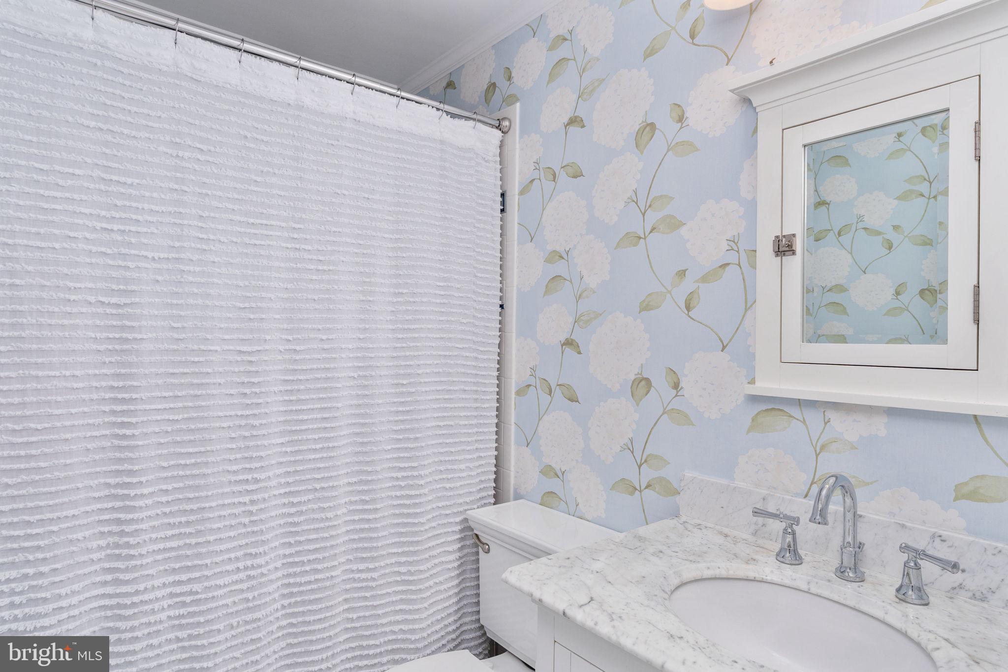 BEVERLEY HILLS - Residential