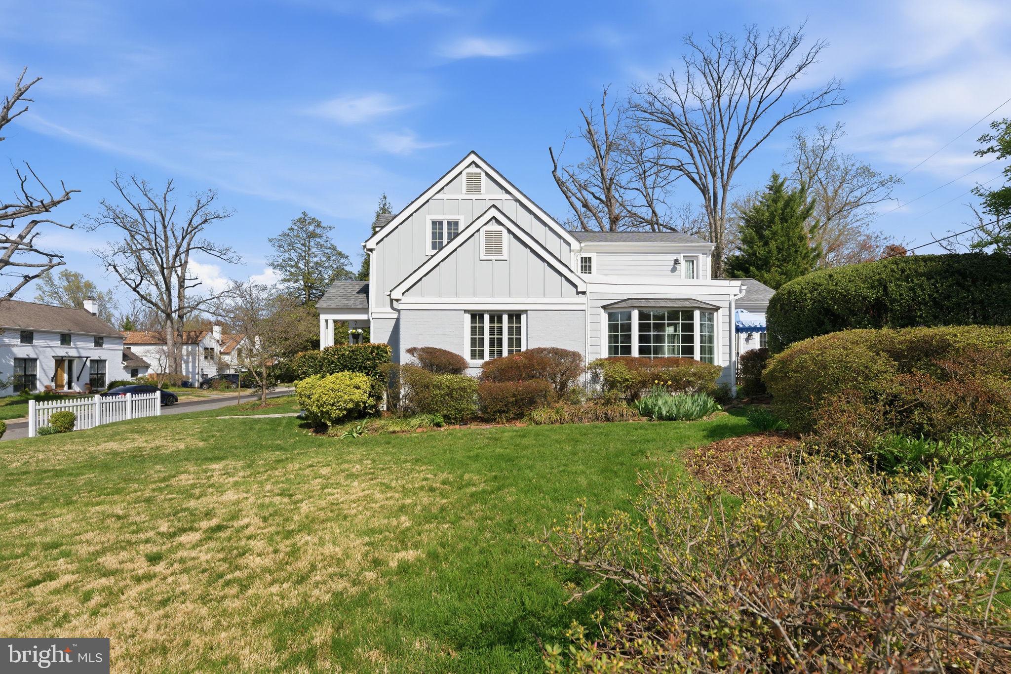 BEVERLEY HILLS - Residential