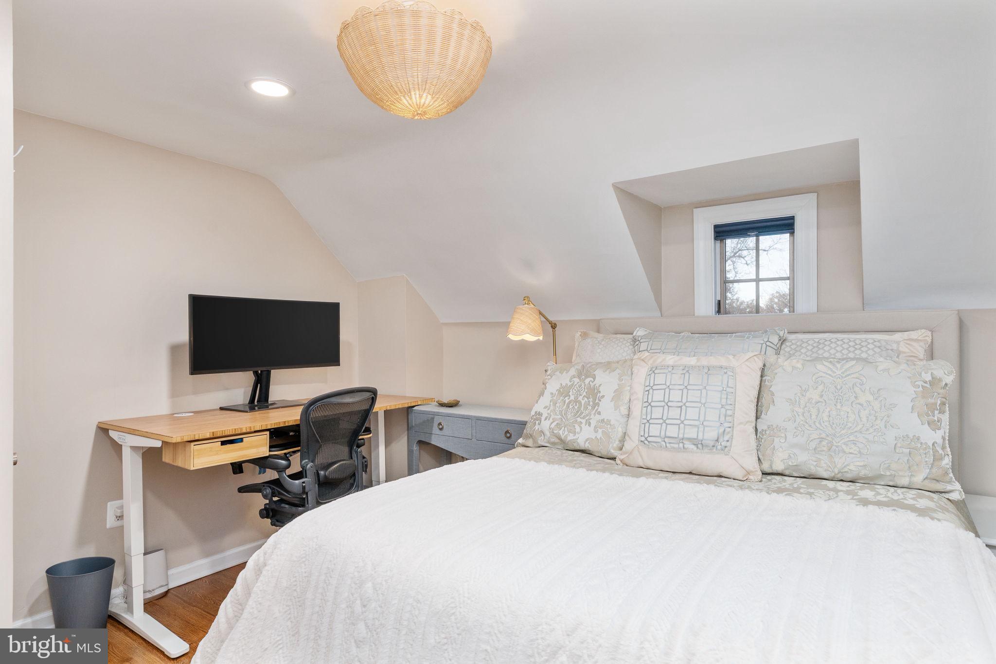 BEVERLEY HILLS - Residential