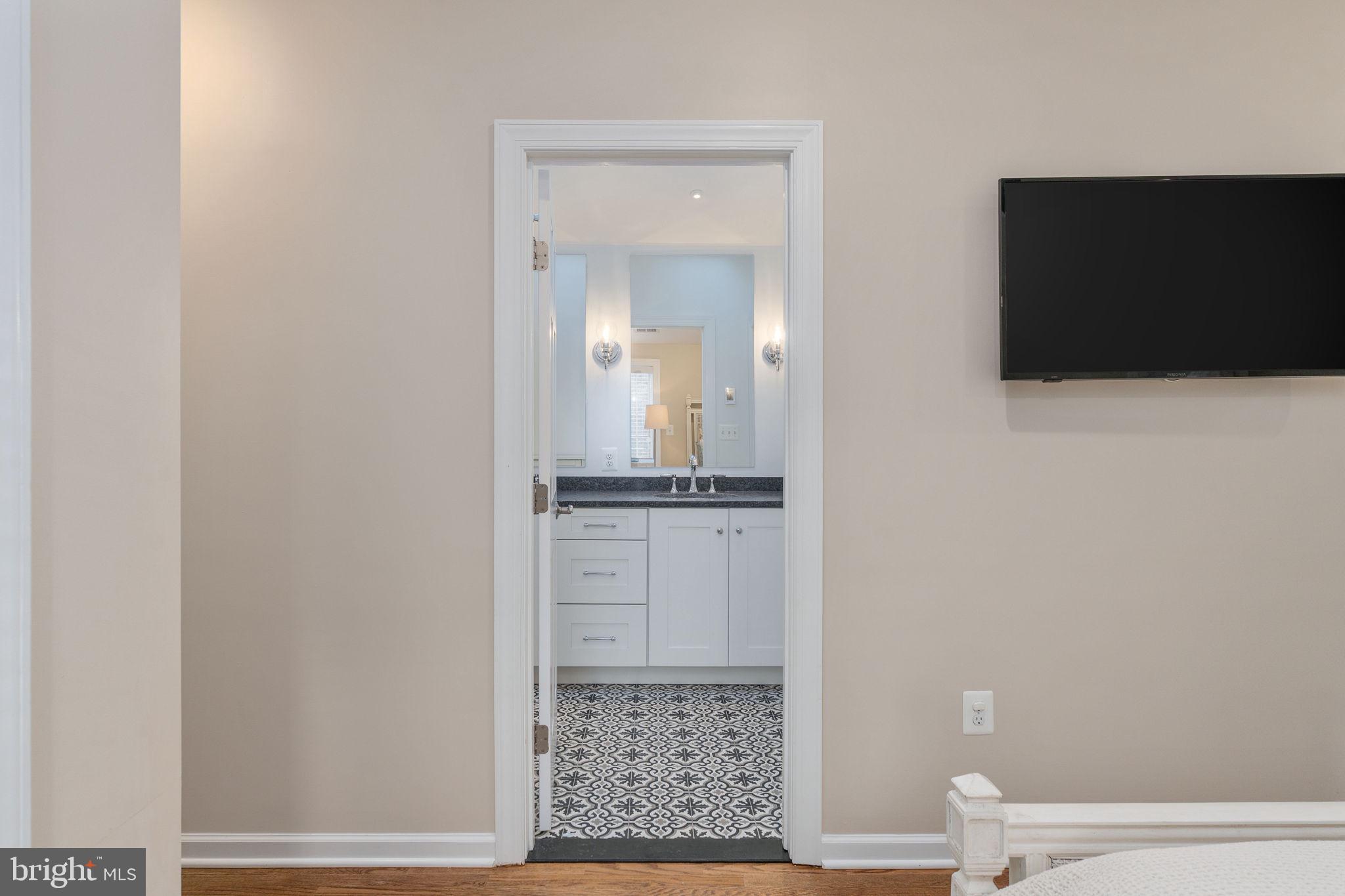 BEVERLEY HILLS - Residential