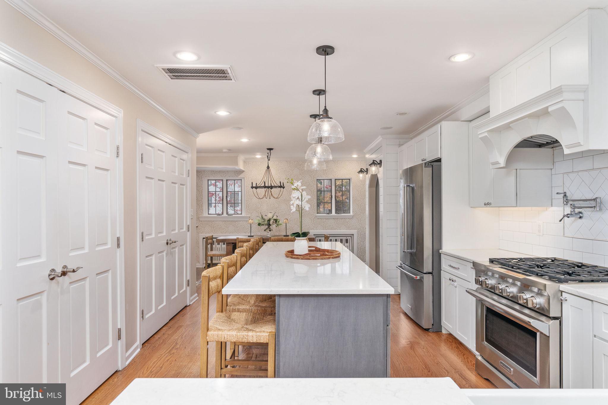 BEVERLEY HILLS - Residential