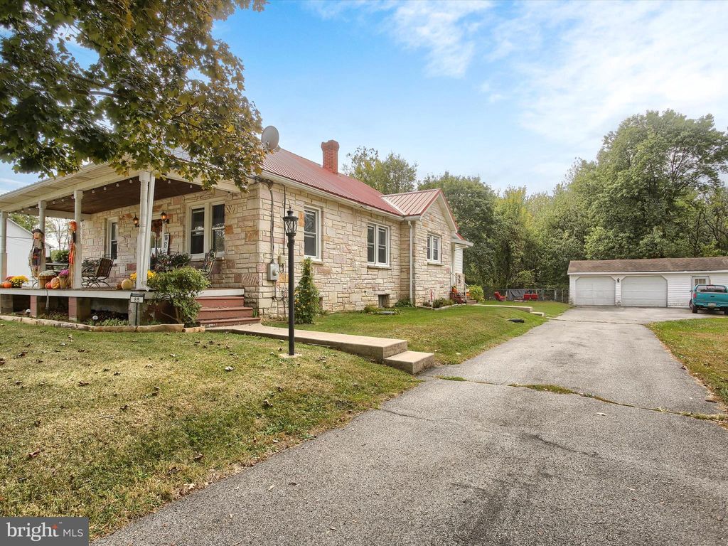 Photo of 85 Airport Road, SHIPPENSBURG, PA 17257 (MLS # PACB2046504)