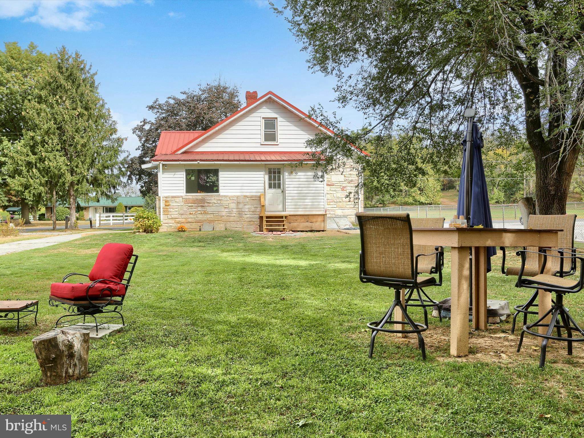 SOUTHAMPTON TWP - Residential