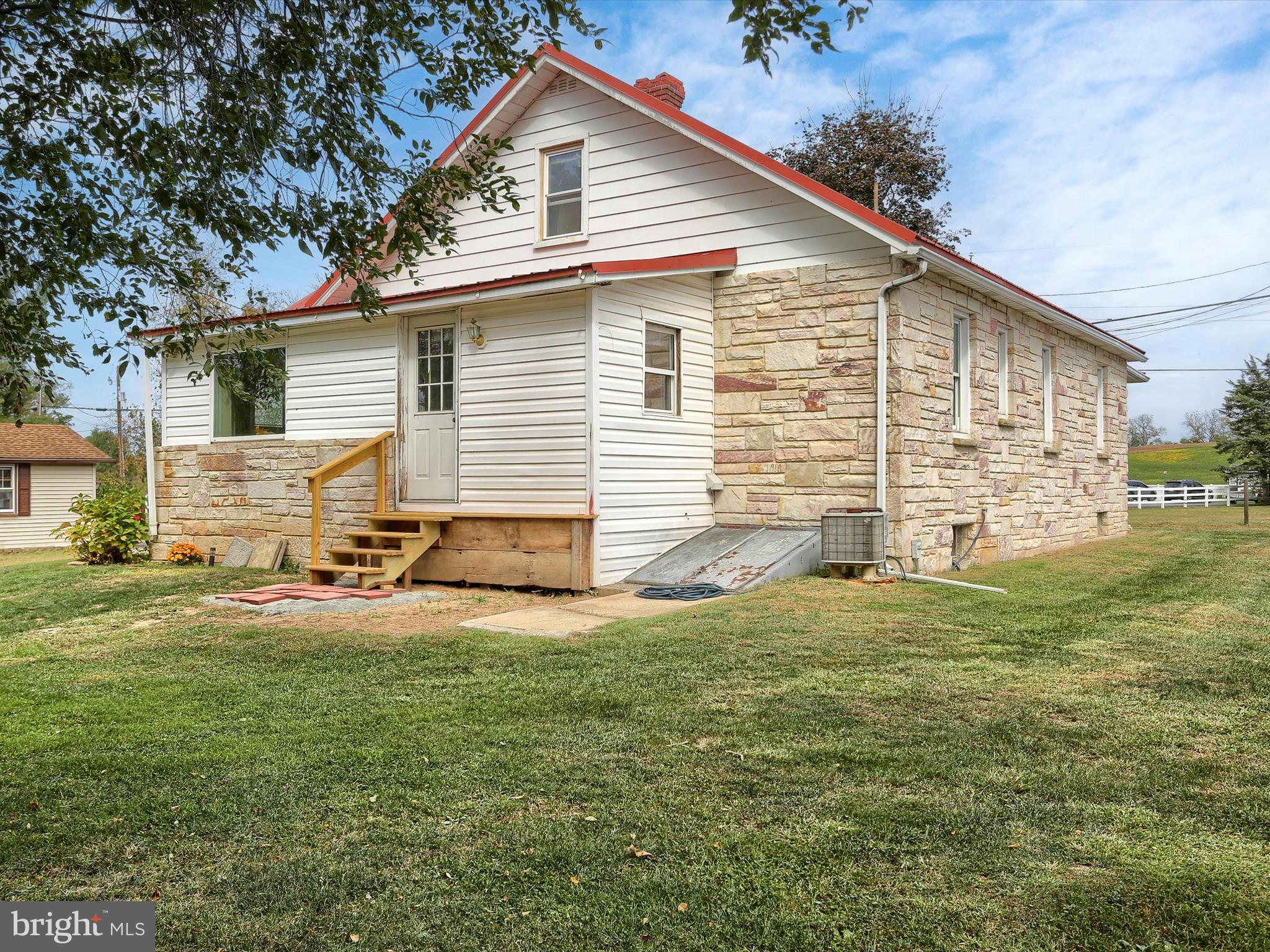 SOUTHAMPTON TWP - Residential