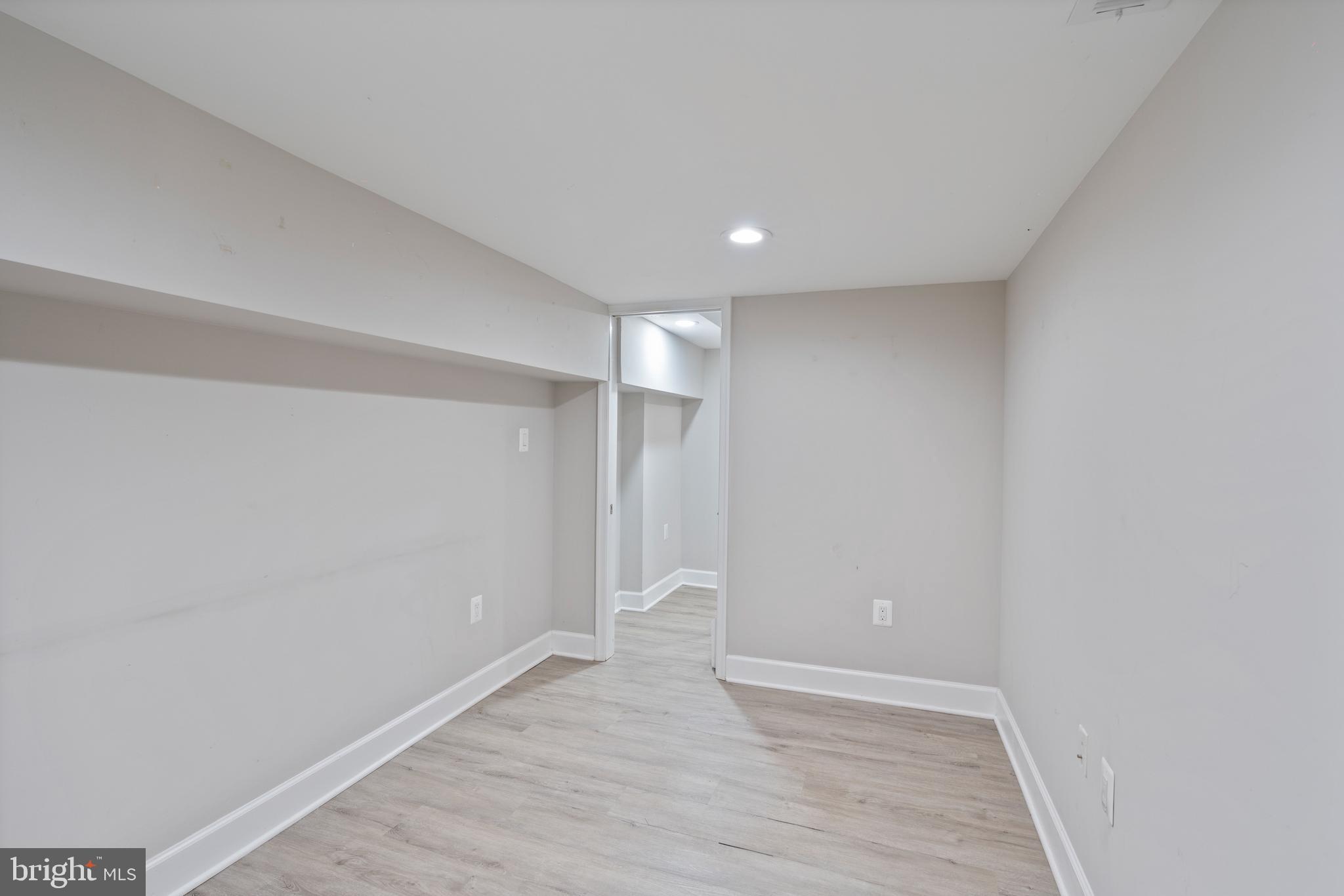 HAMPDEN HISTORIC DISTRICT - Residential