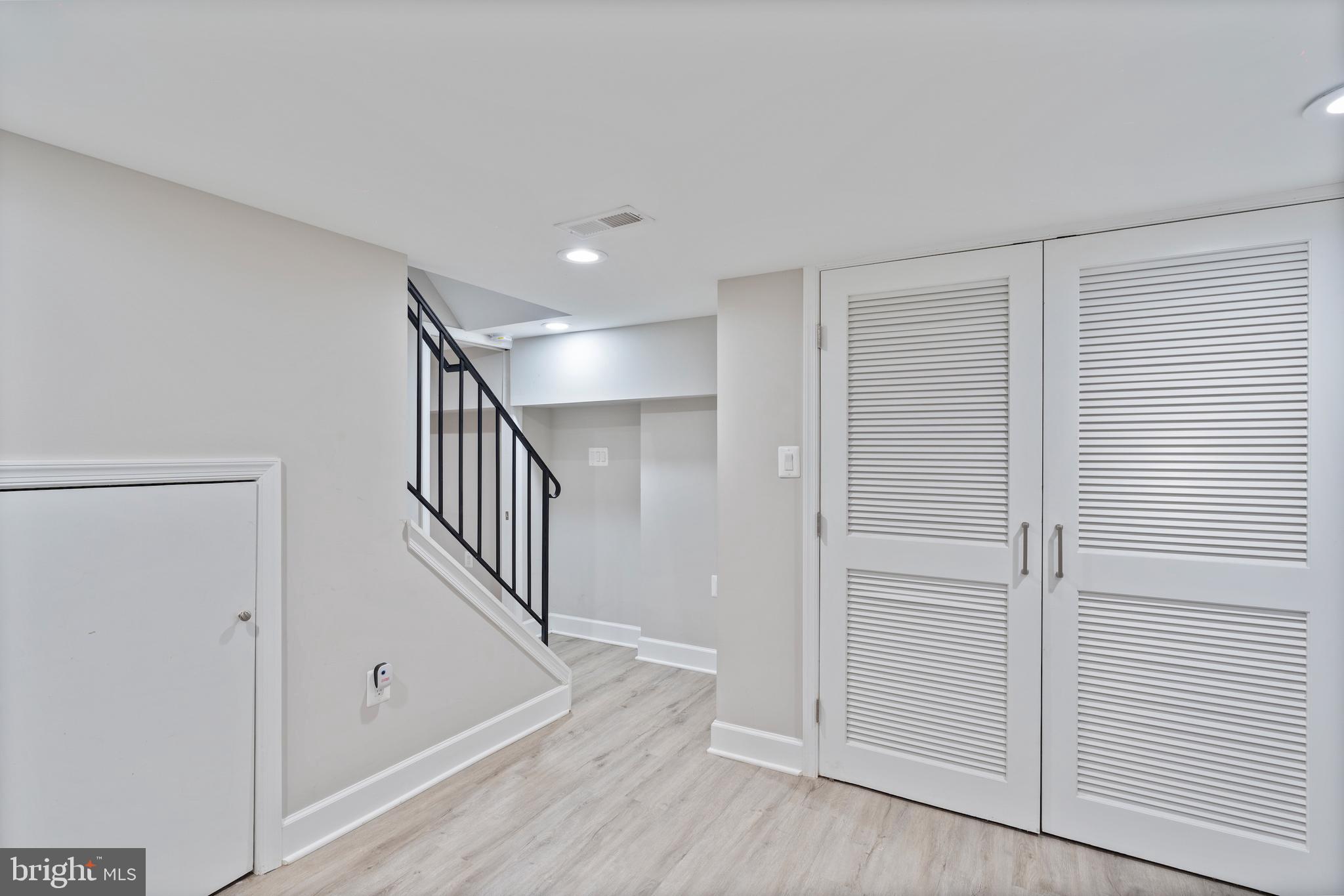 HAMPDEN HISTORIC DISTRICT - Residential