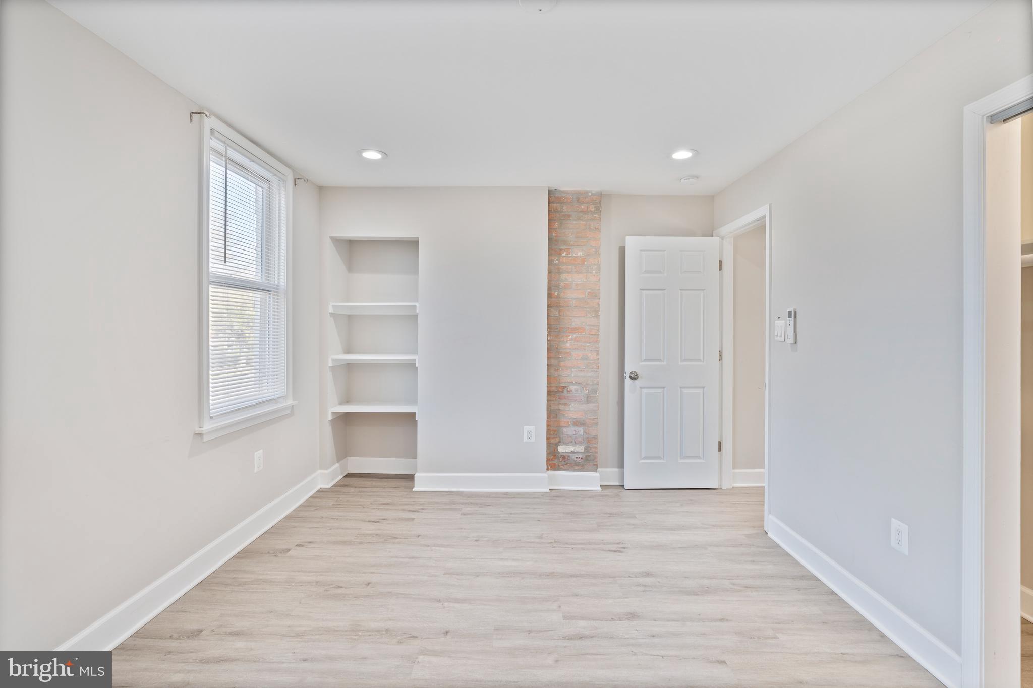 HAMPDEN HISTORIC DISTRICT - Residential