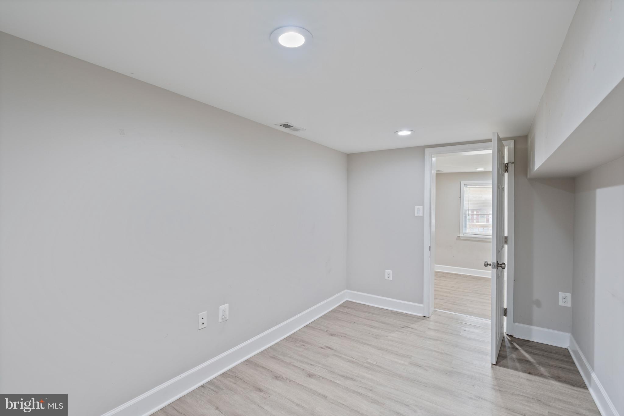 HAMPDEN HISTORIC DISTRICT - Residential