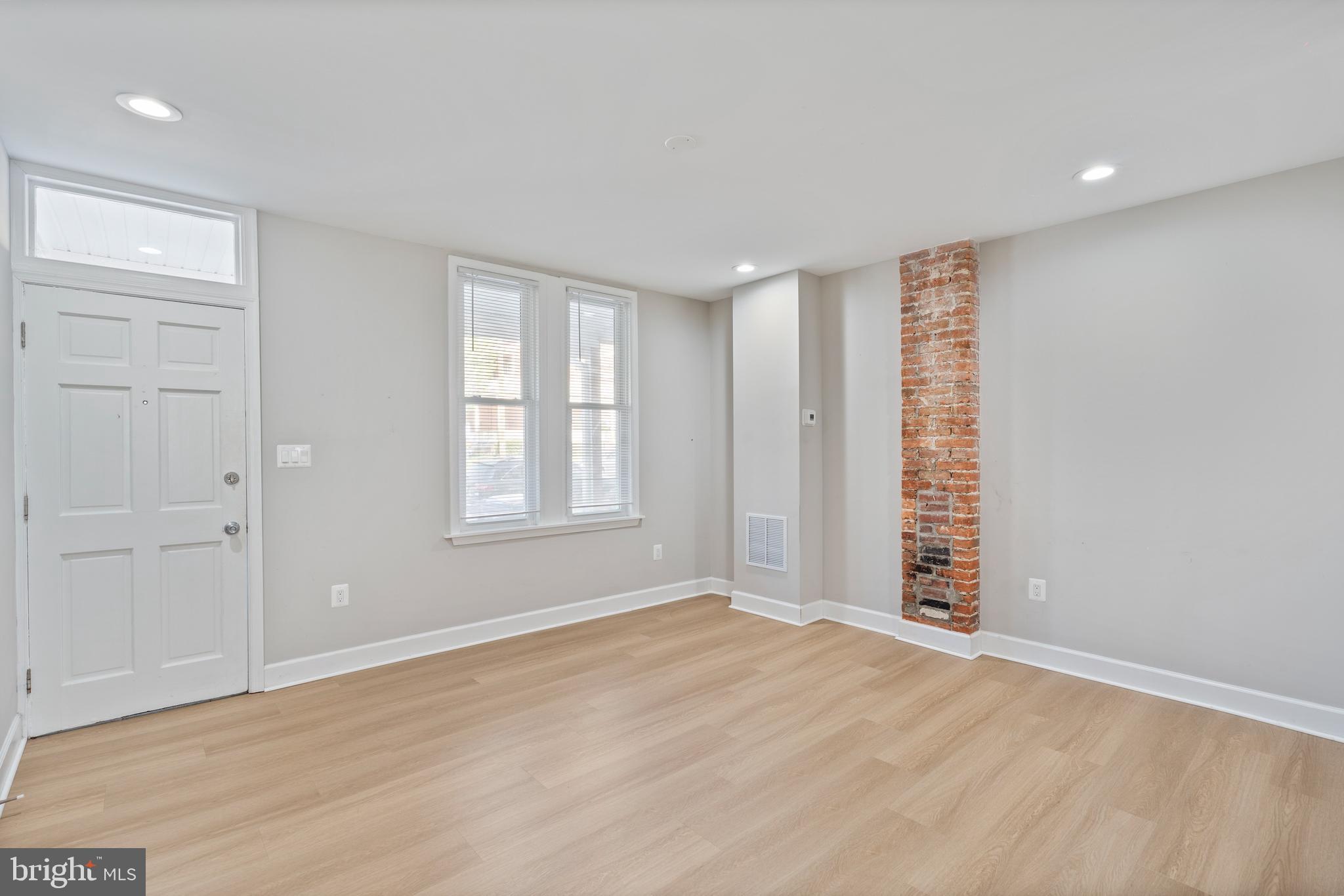 HAMPDEN HISTORIC DISTRICT - Residential