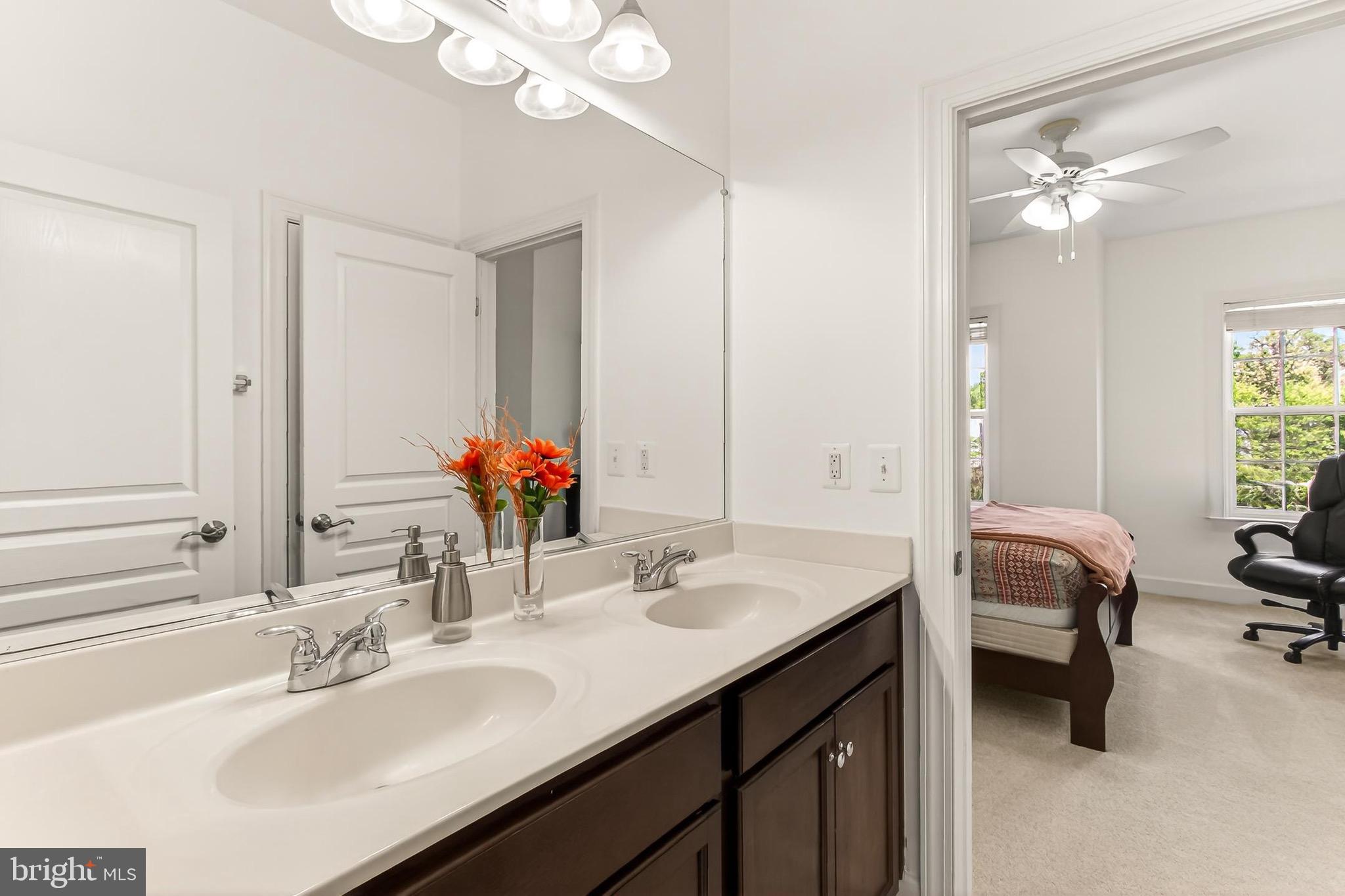 FAIRFIELD MANOR - Residential