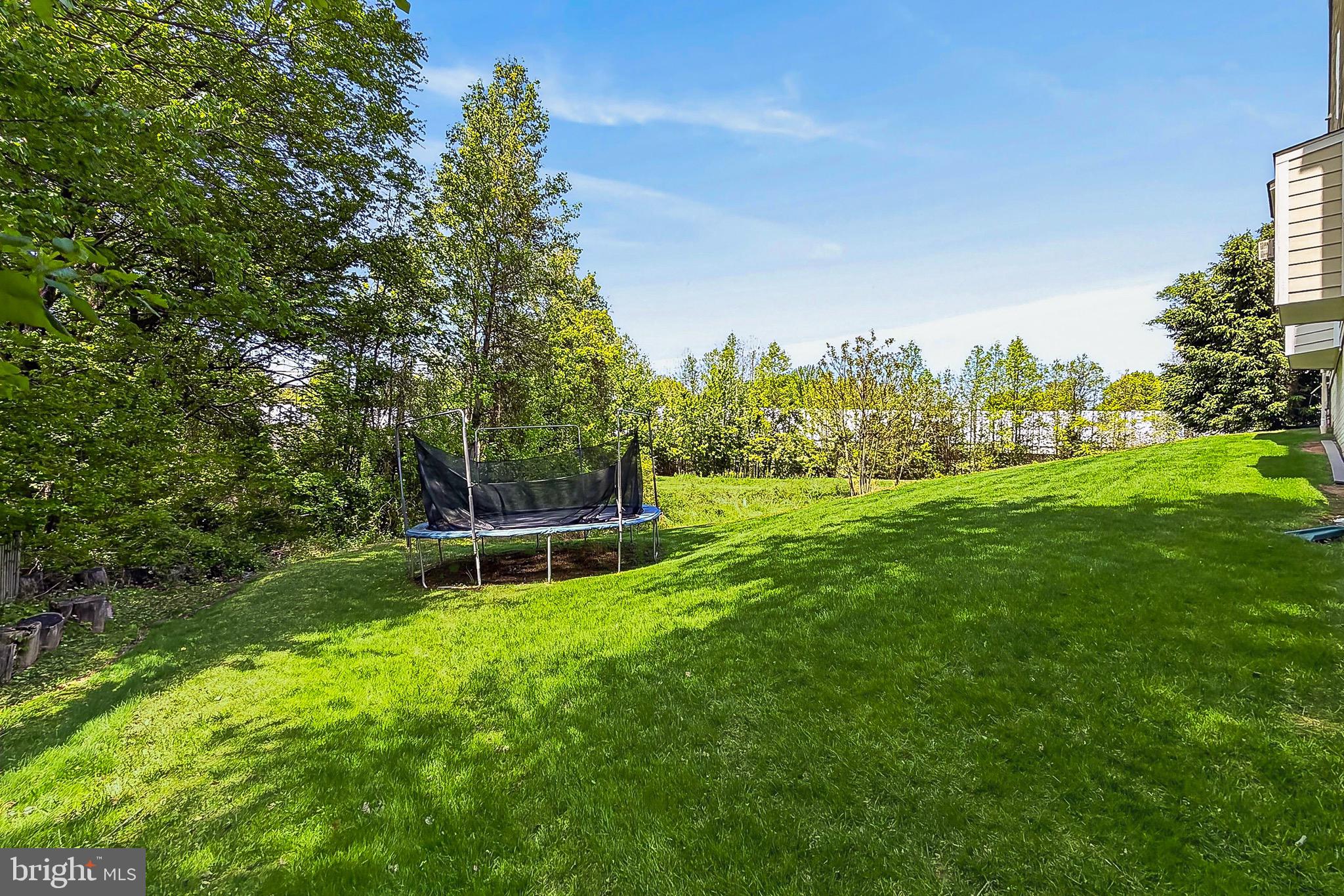 FAIRFIELD MANOR - Residential