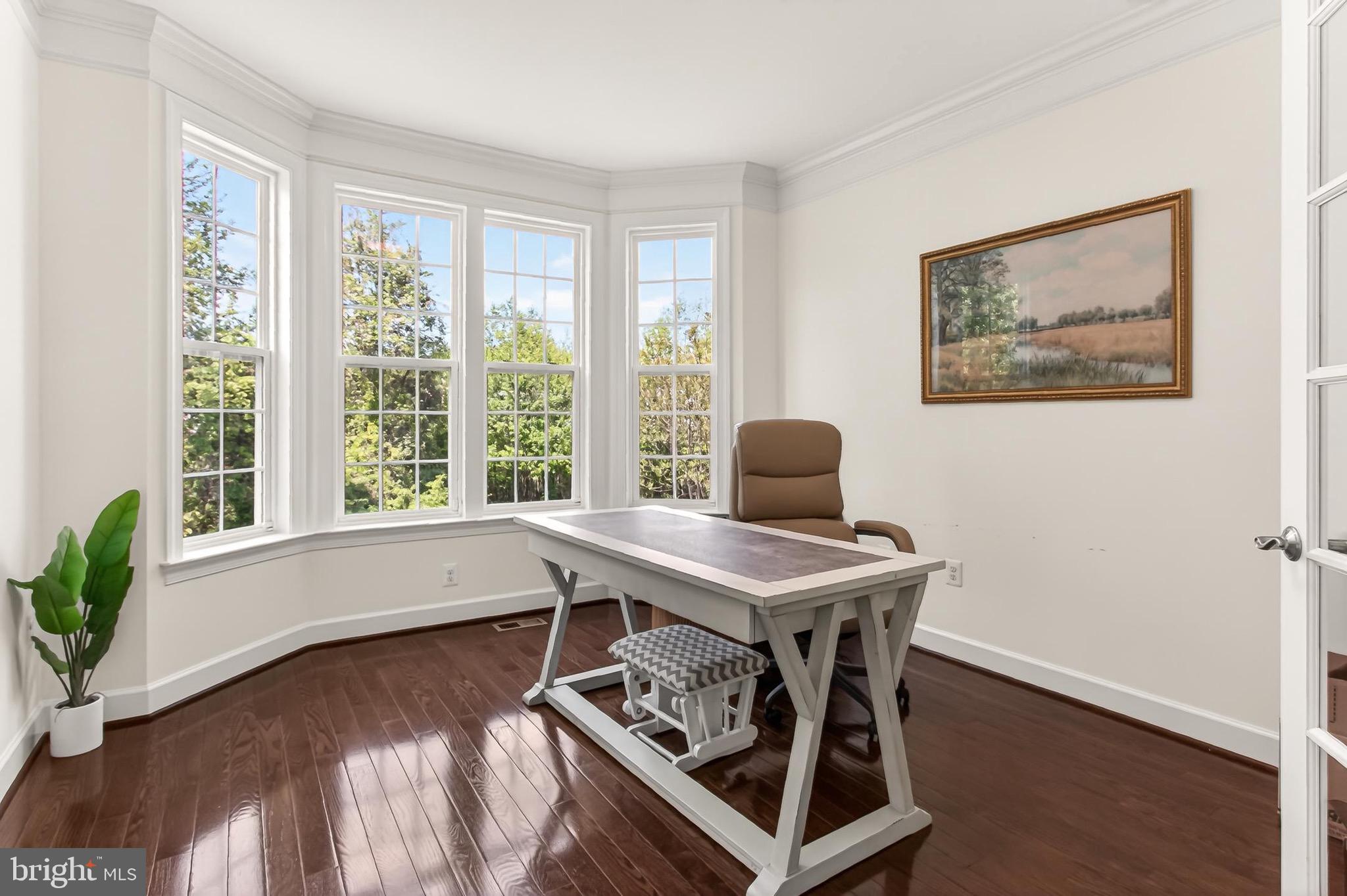 FAIRFIELD MANOR - Residential