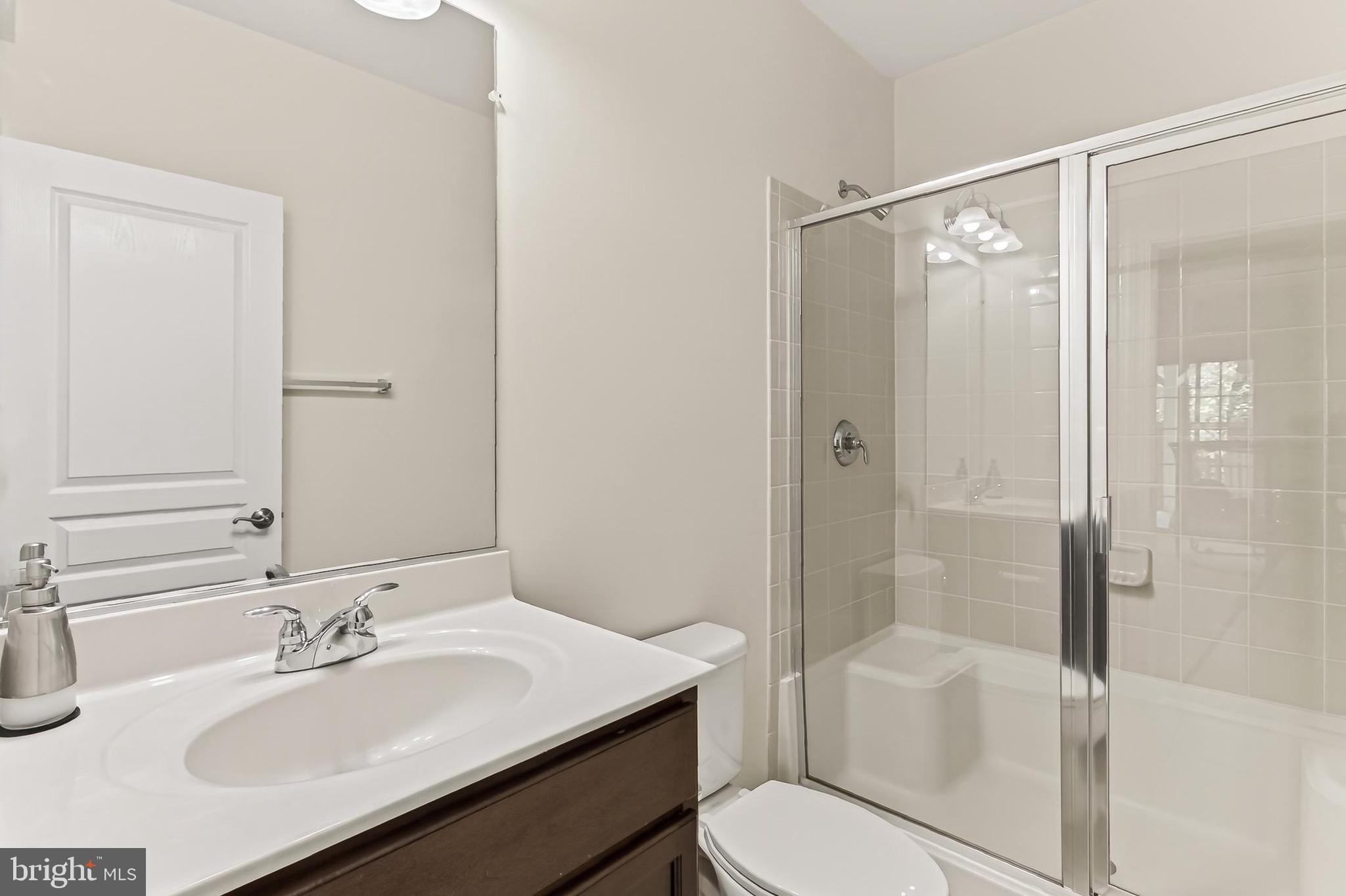 FAIRFIELD MANOR - Residential