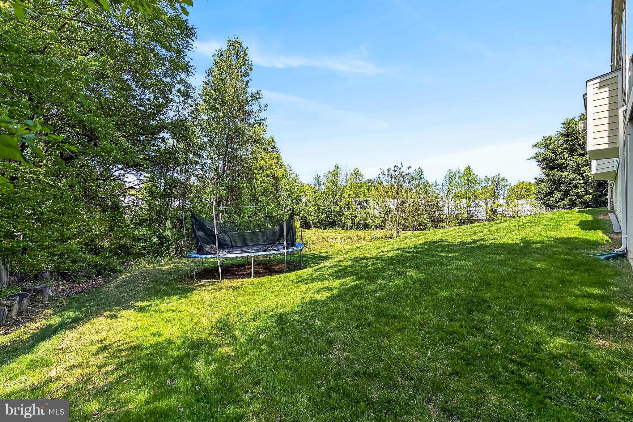 FAIRFIELD MANOR - Residential