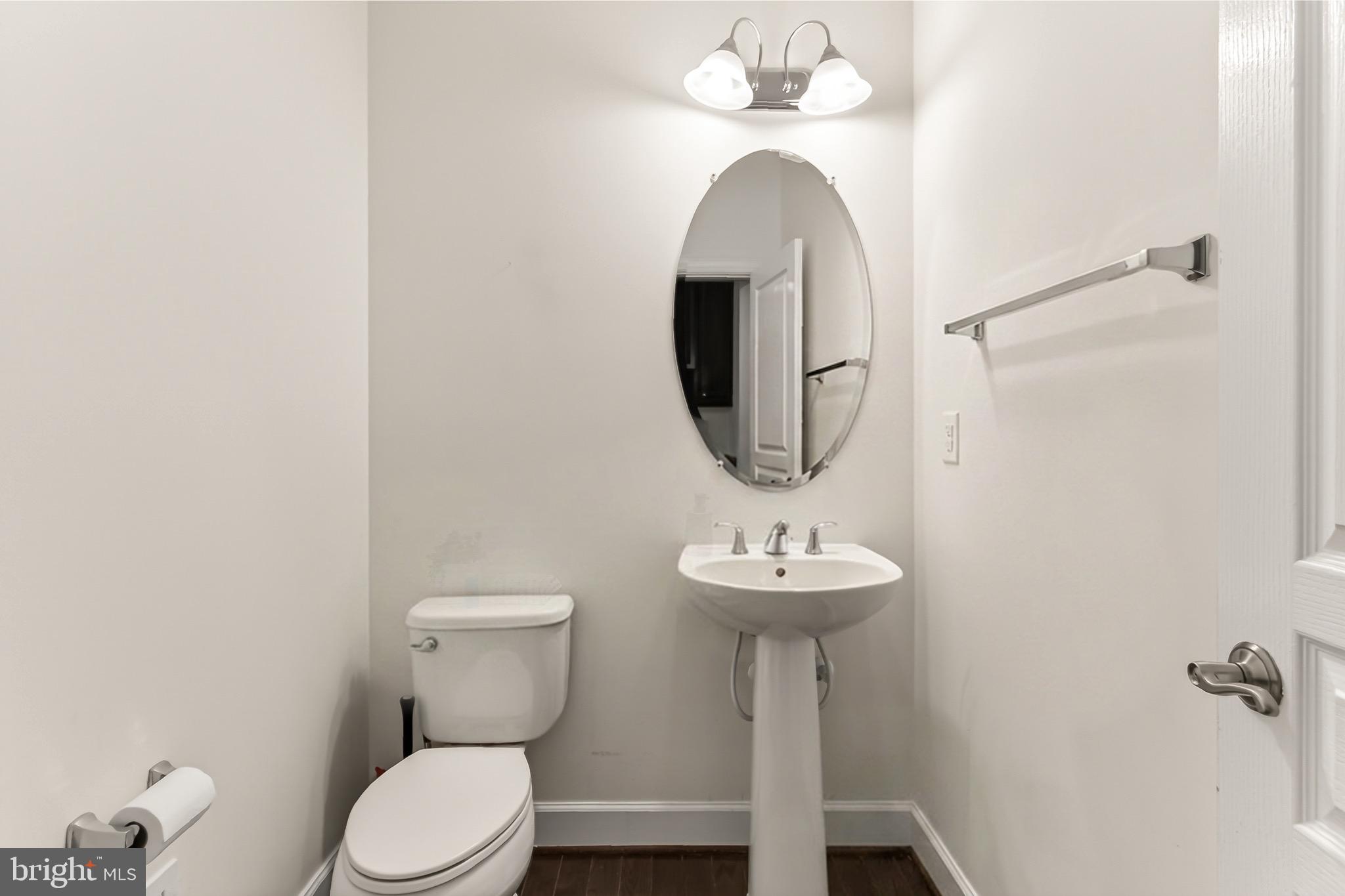 FAIRFIELD MANOR - Residential