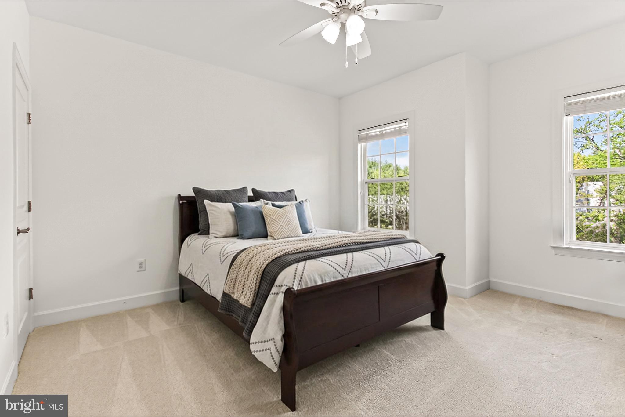 FAIRFIELD MANOR - Residential