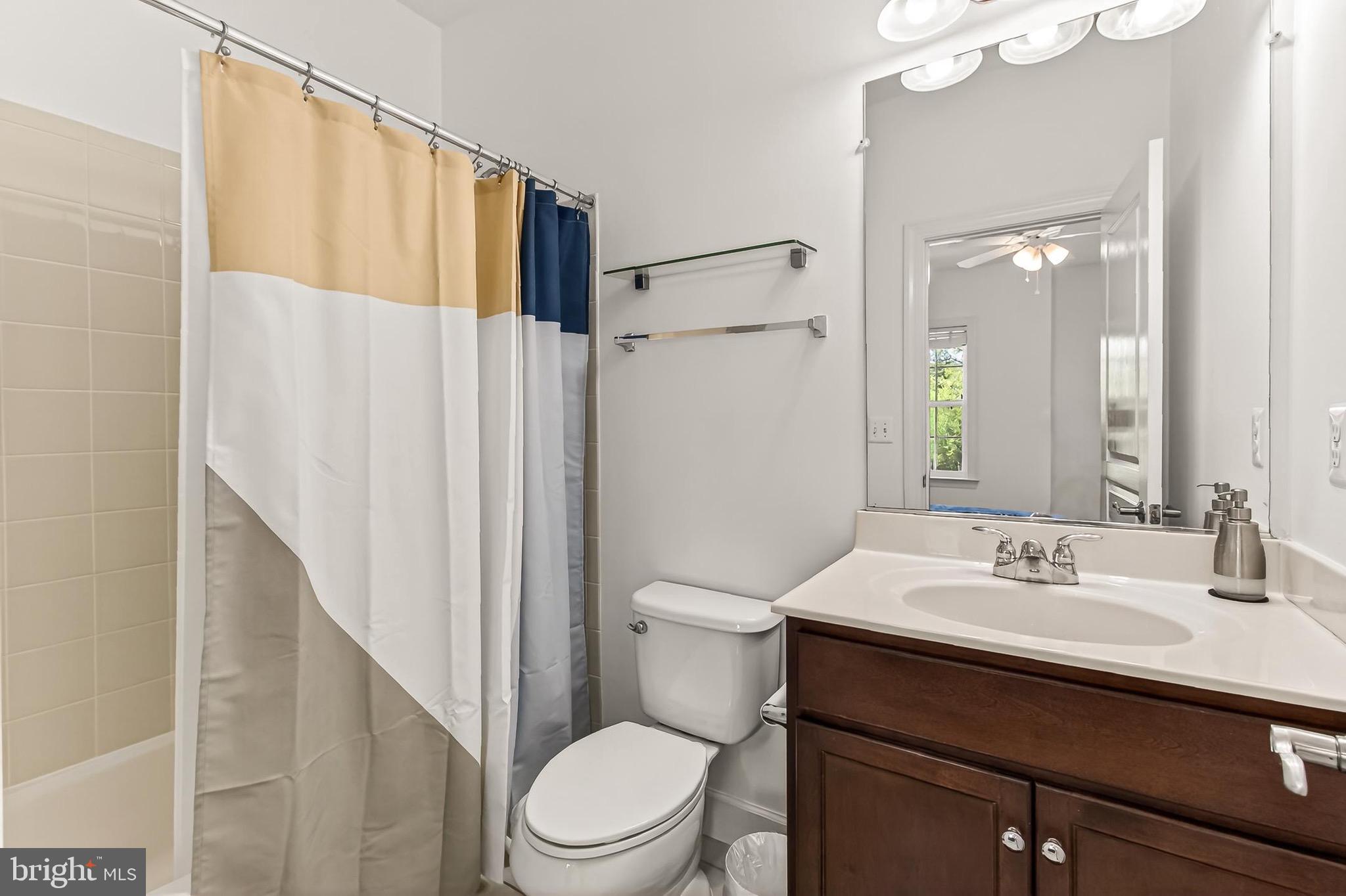 FAIRFIELD MANOR - Residential