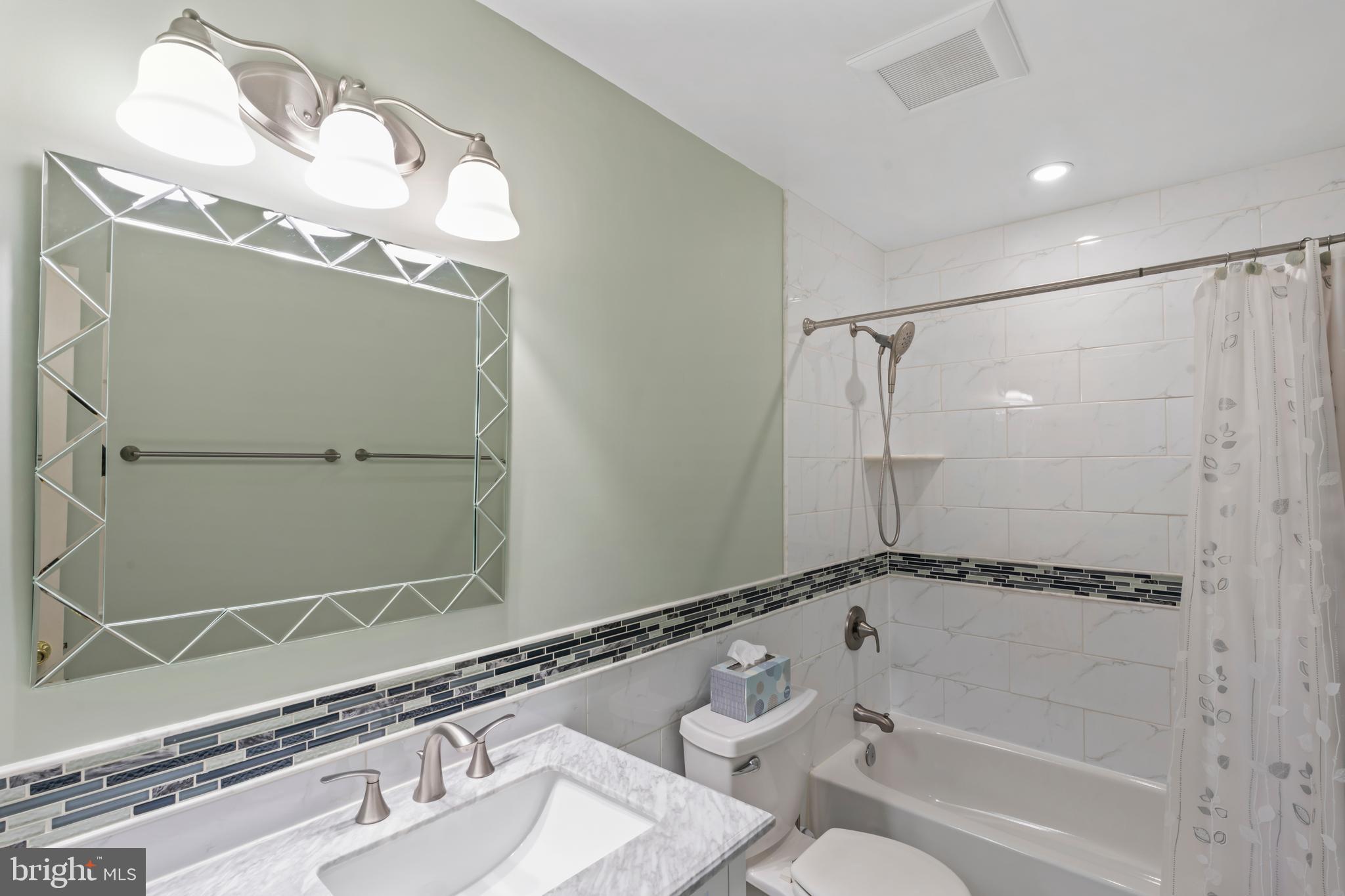 FRANKLIN FARM - Residential