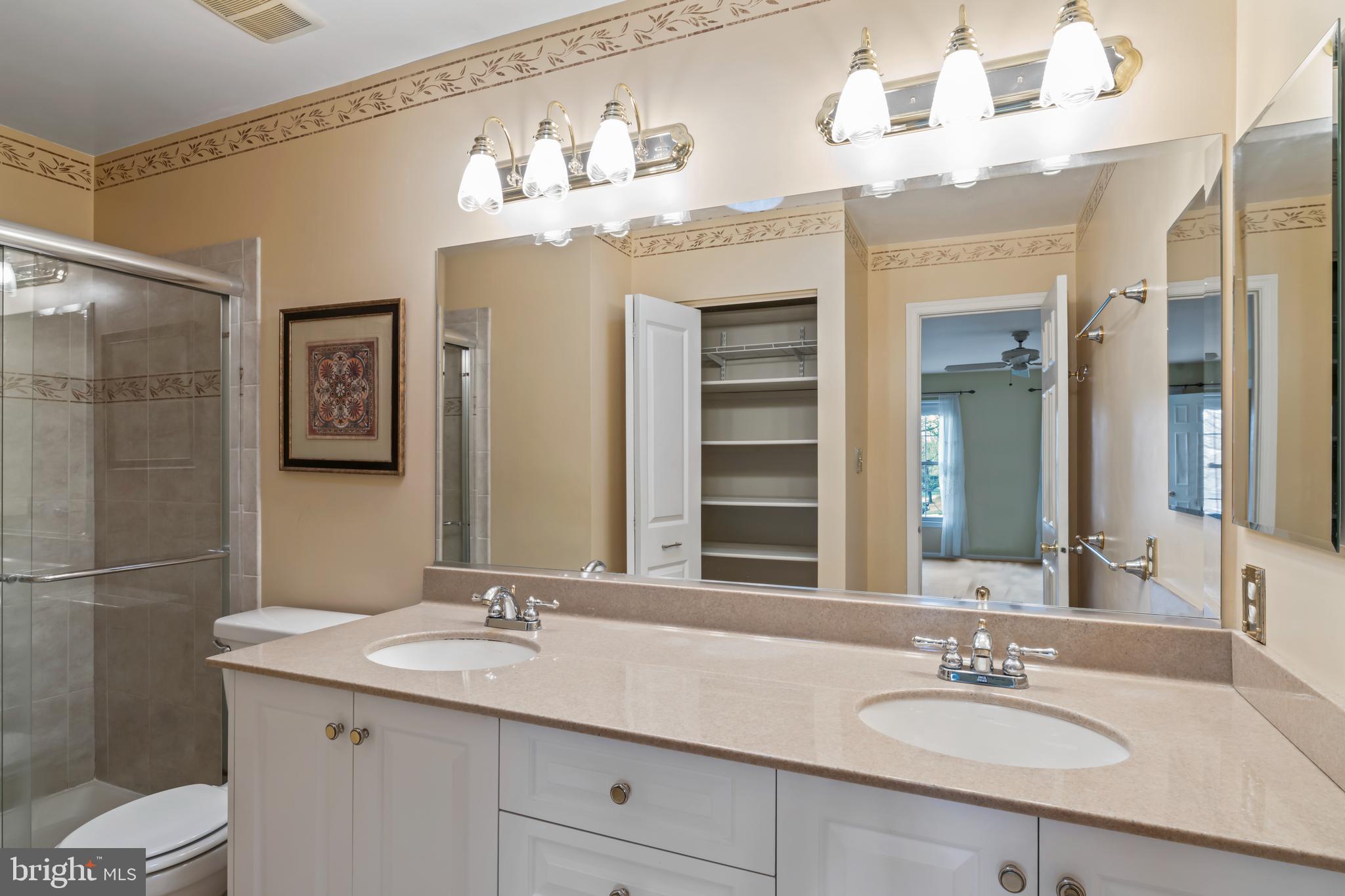 FRANKLIN FARM - Residential