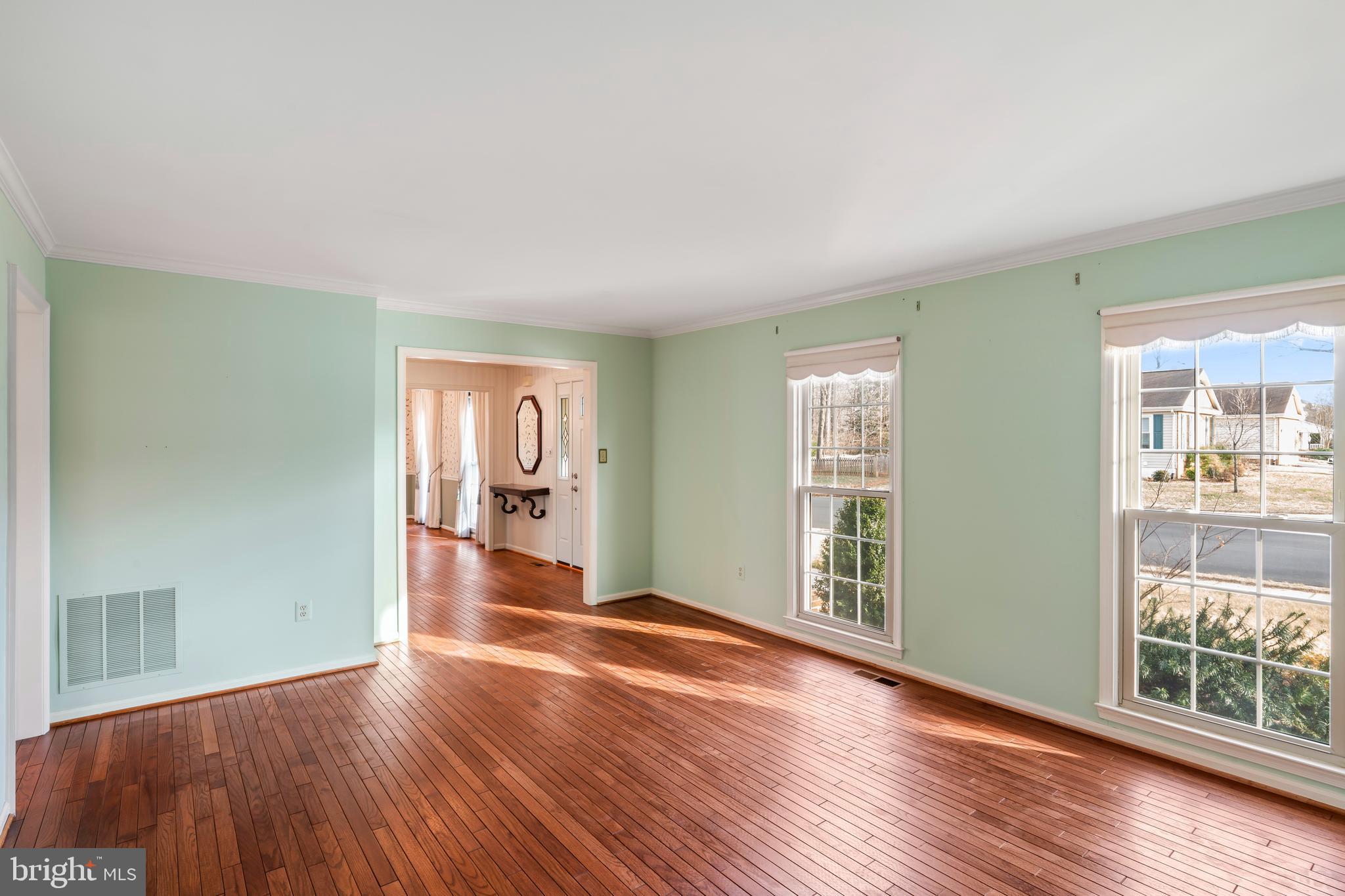 3216 NESTLEWOOD DRIVE