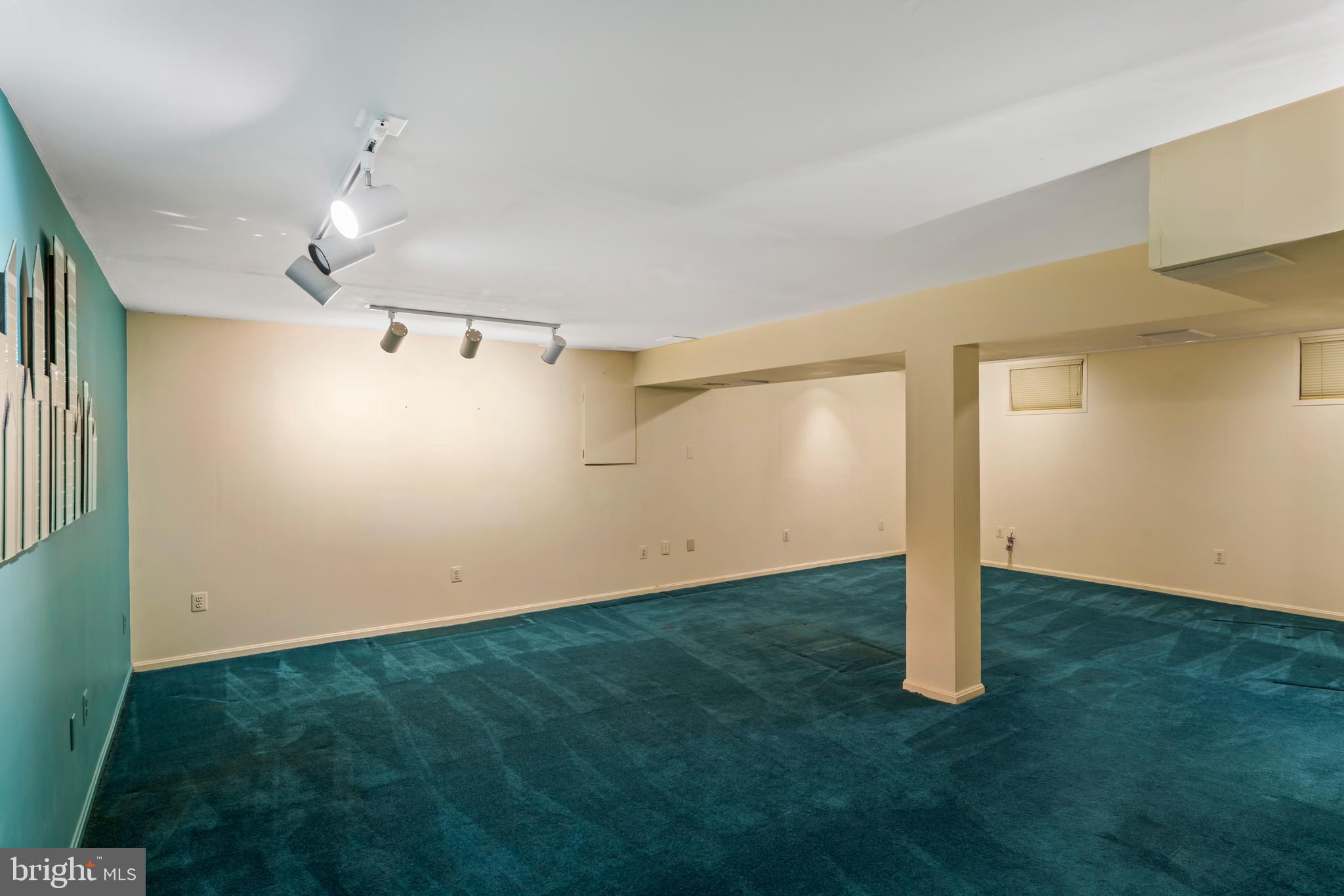 FRANKLIN FARM - Residential