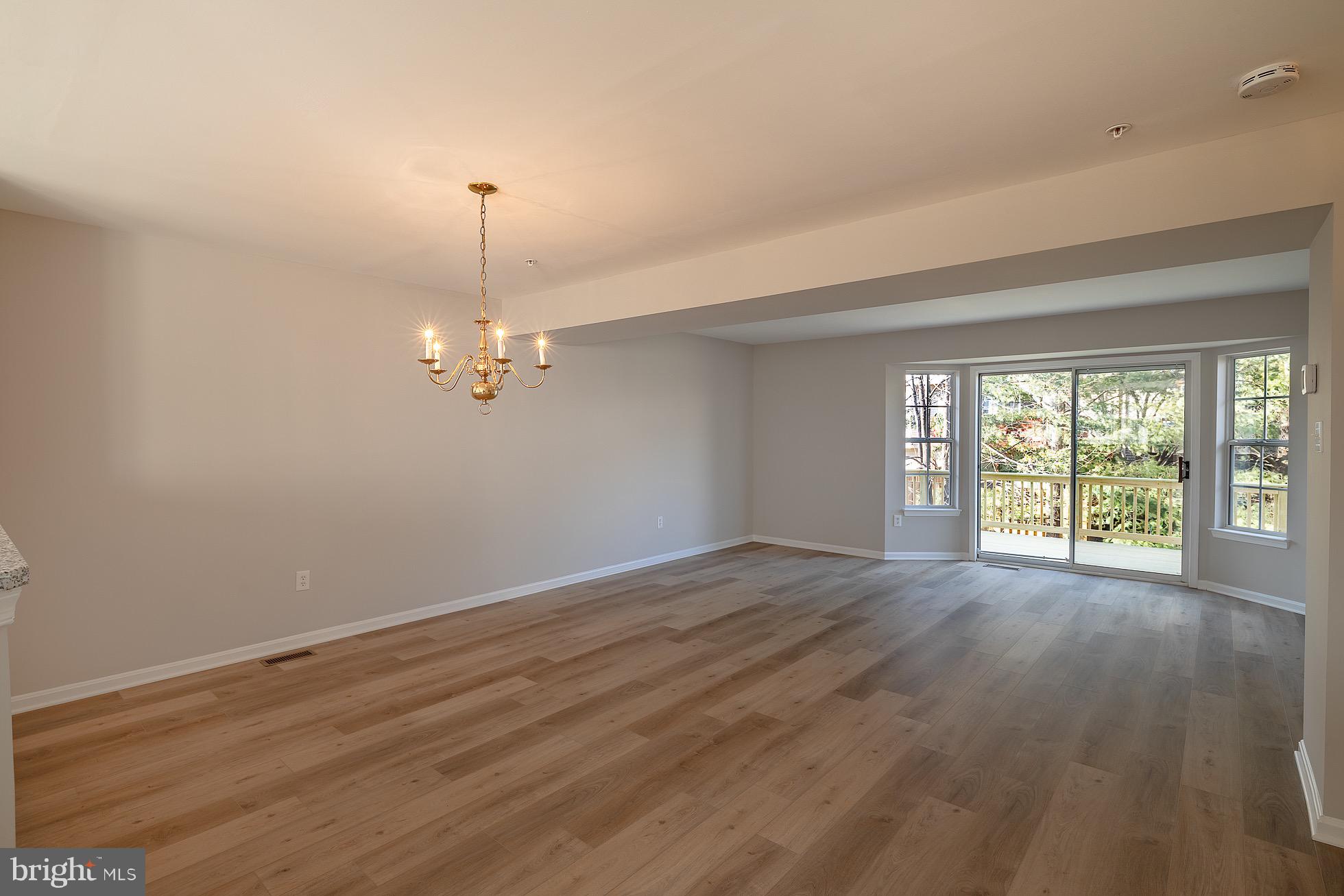 VILLAGE OF LONG REACH - Residential