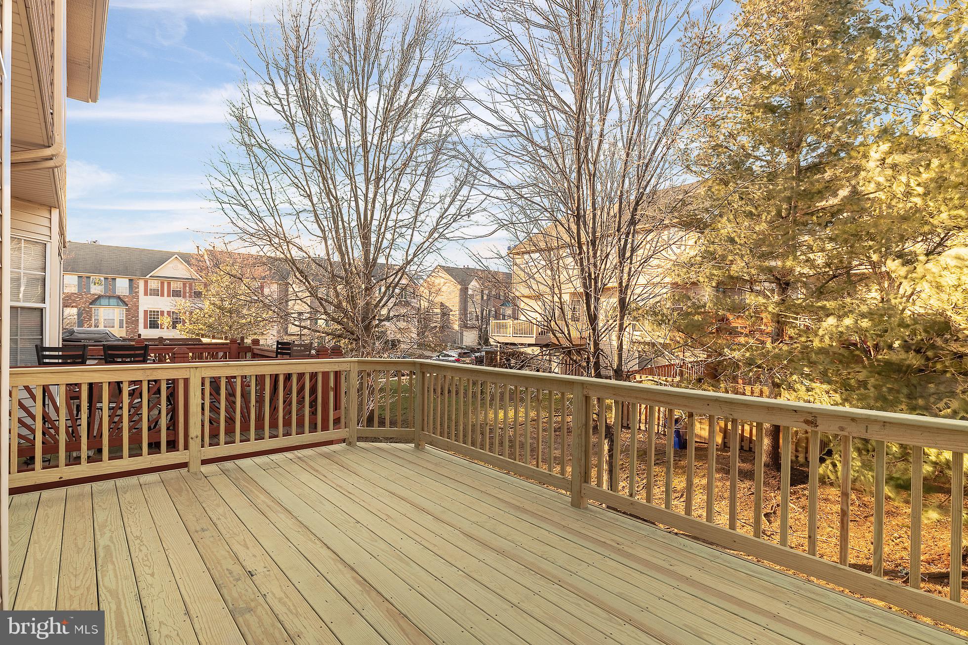 VILLAGE OF LONG REACH - Residential