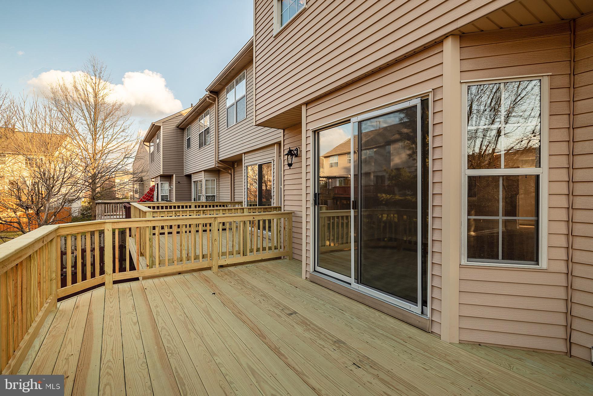 VILLAGE OF LONG REACH - Residential