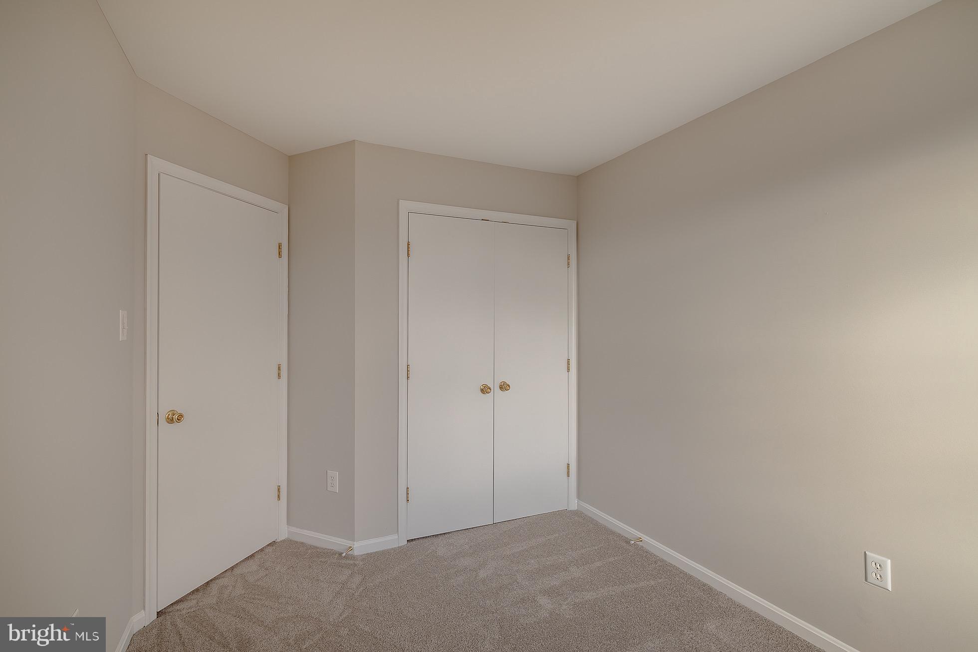 VILLAGE OF LONG REACH - Residential