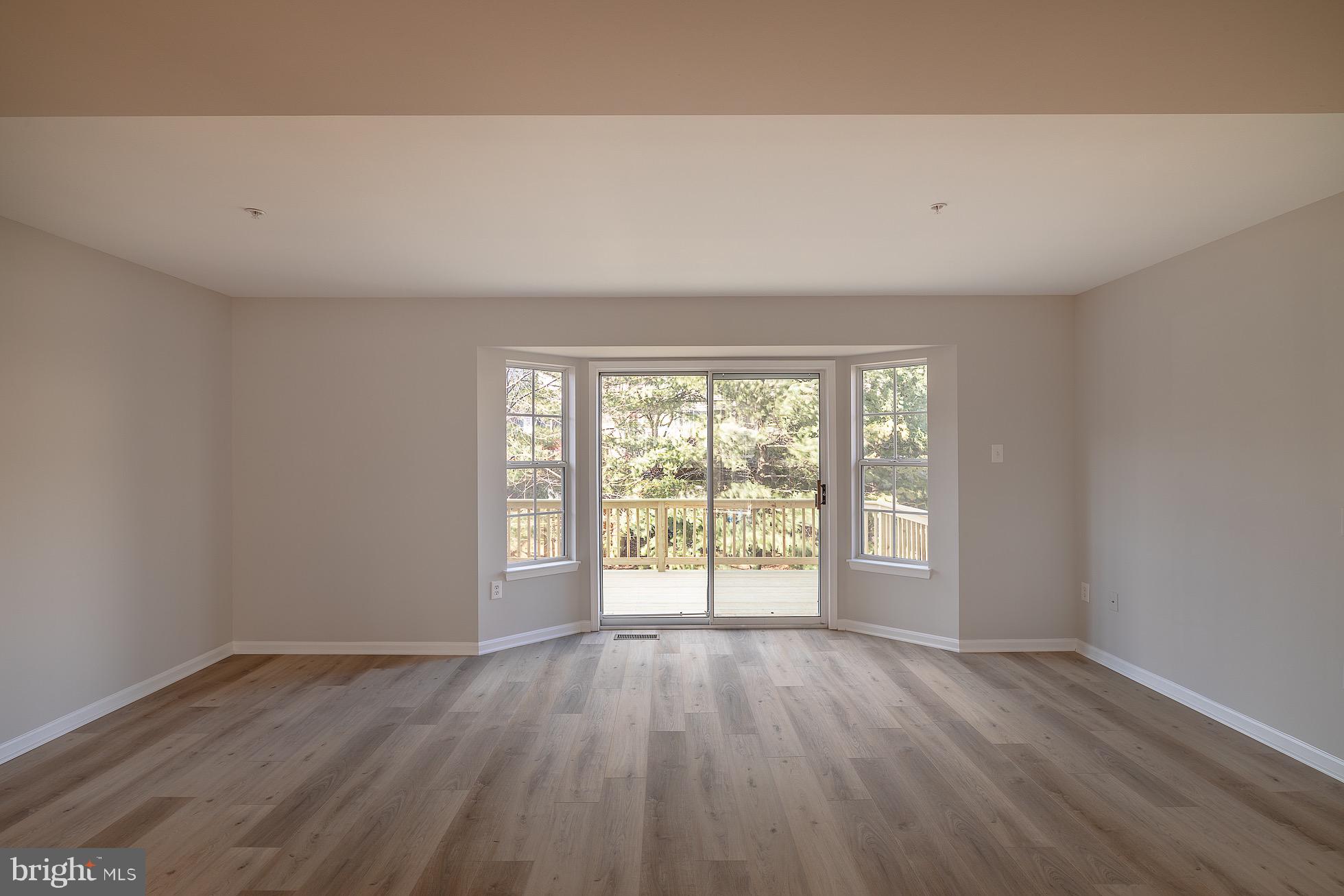 VILLAGE OF LONG REACH - Residential