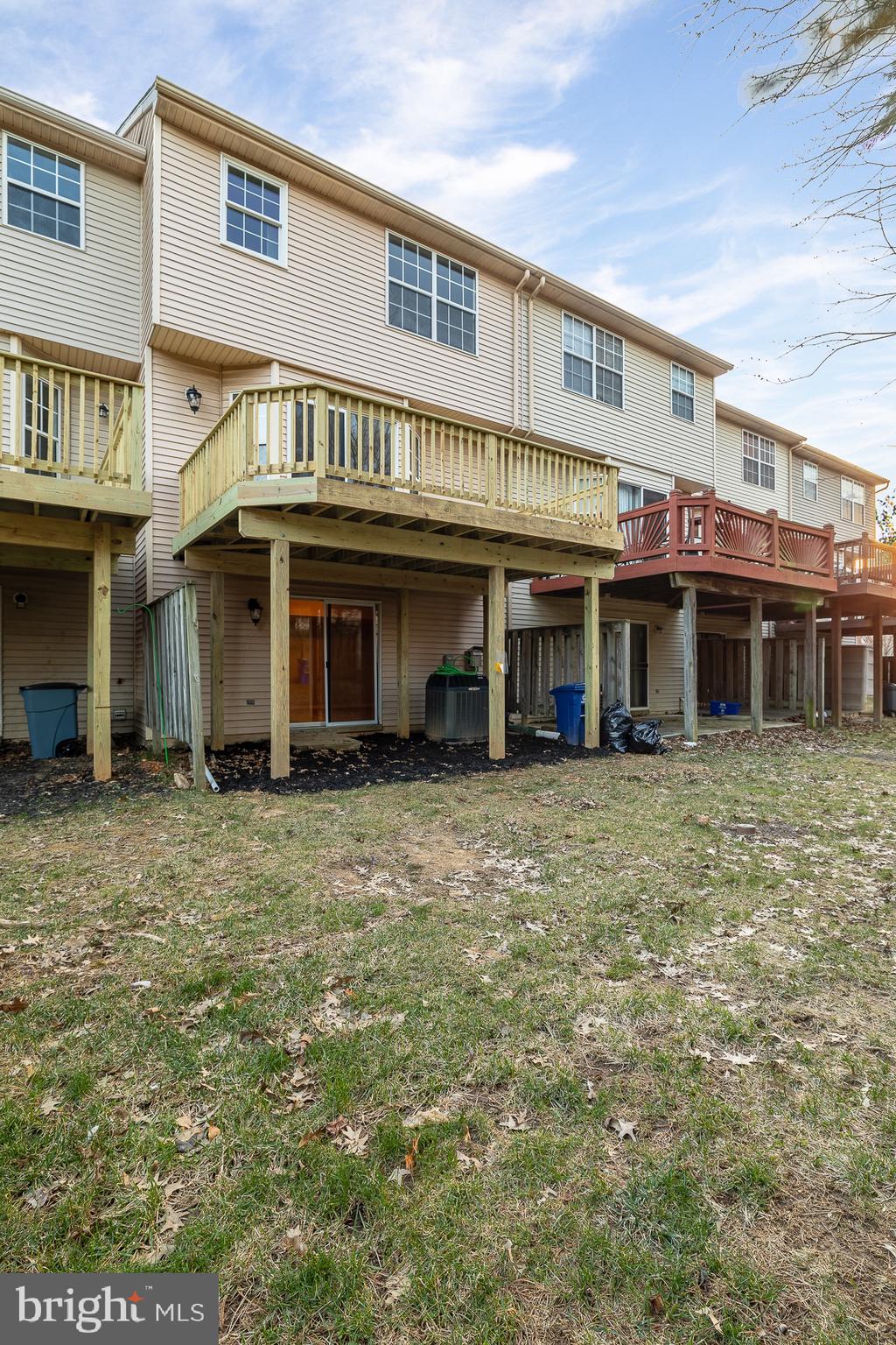 VILLAGE OF LONG REACH - Residential