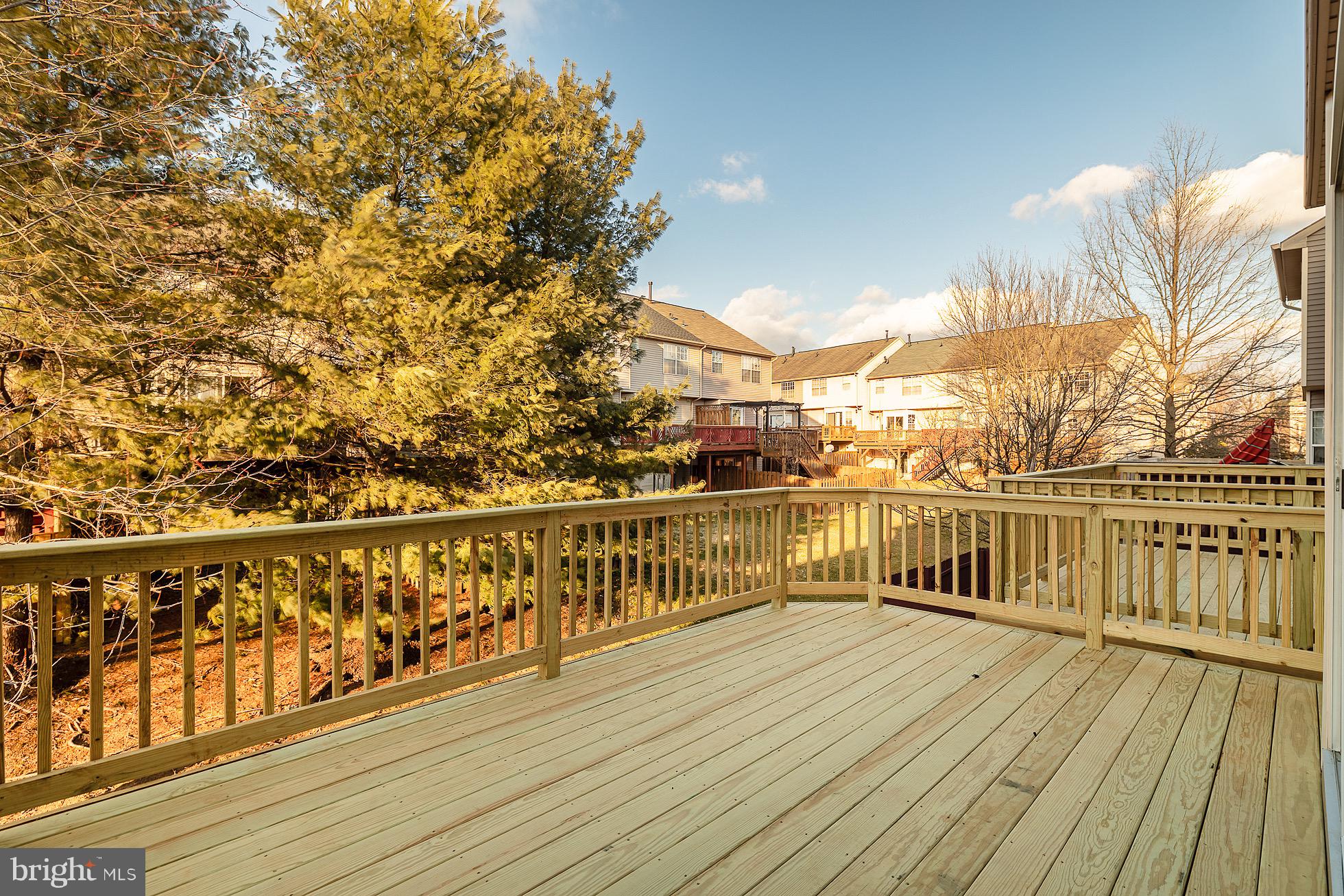 VILLAGE OF LONG REACH - Residential