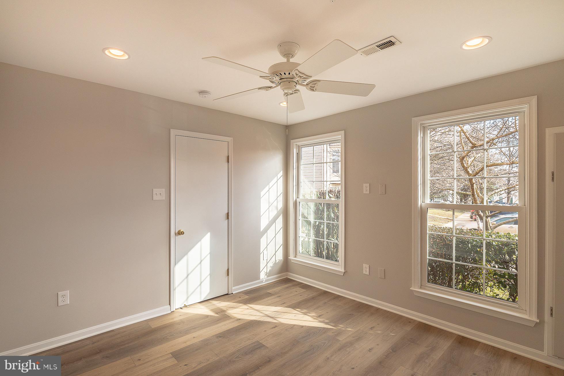 VILLAGE OF LONG REACH - Residential