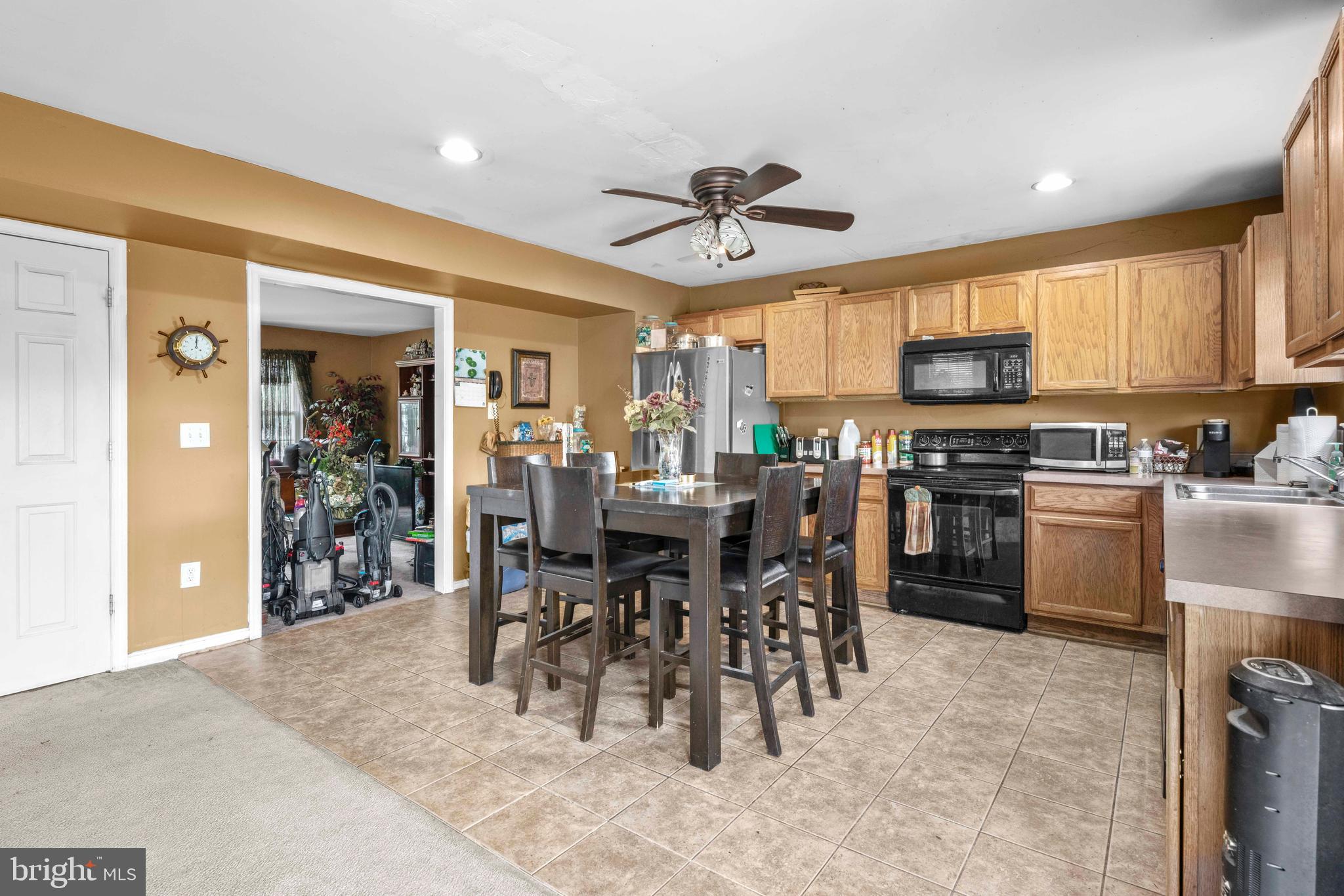 1711 COLUMBIA BEACH ROAD