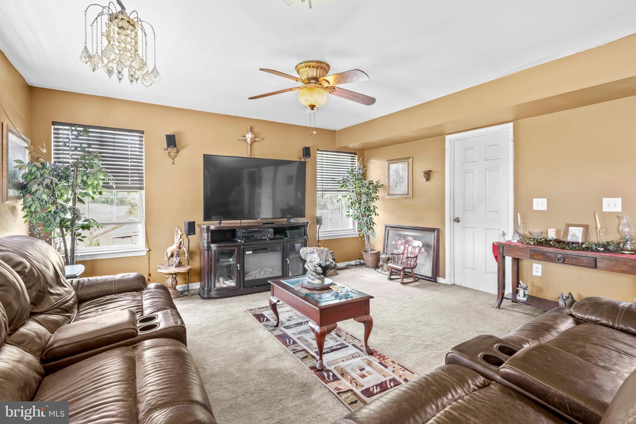 COLUMBIA BEACH - Residential