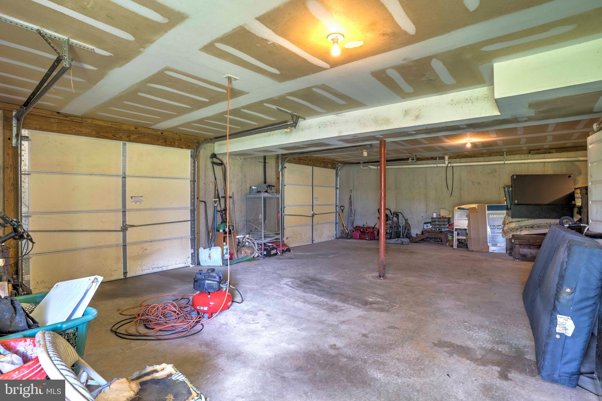 COLUMBIA BEACH - Residential