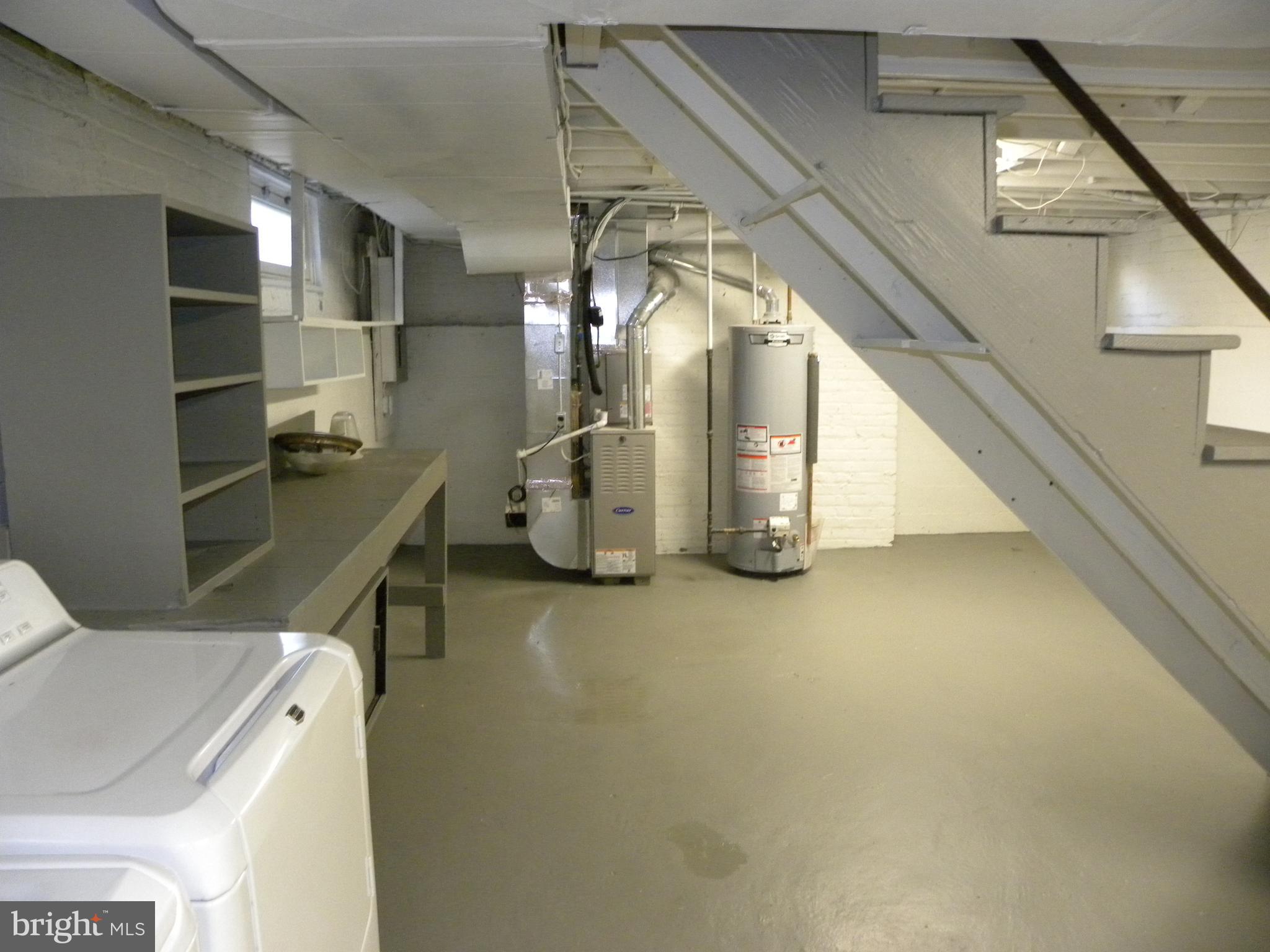 ROSEMONT - Residential Lease