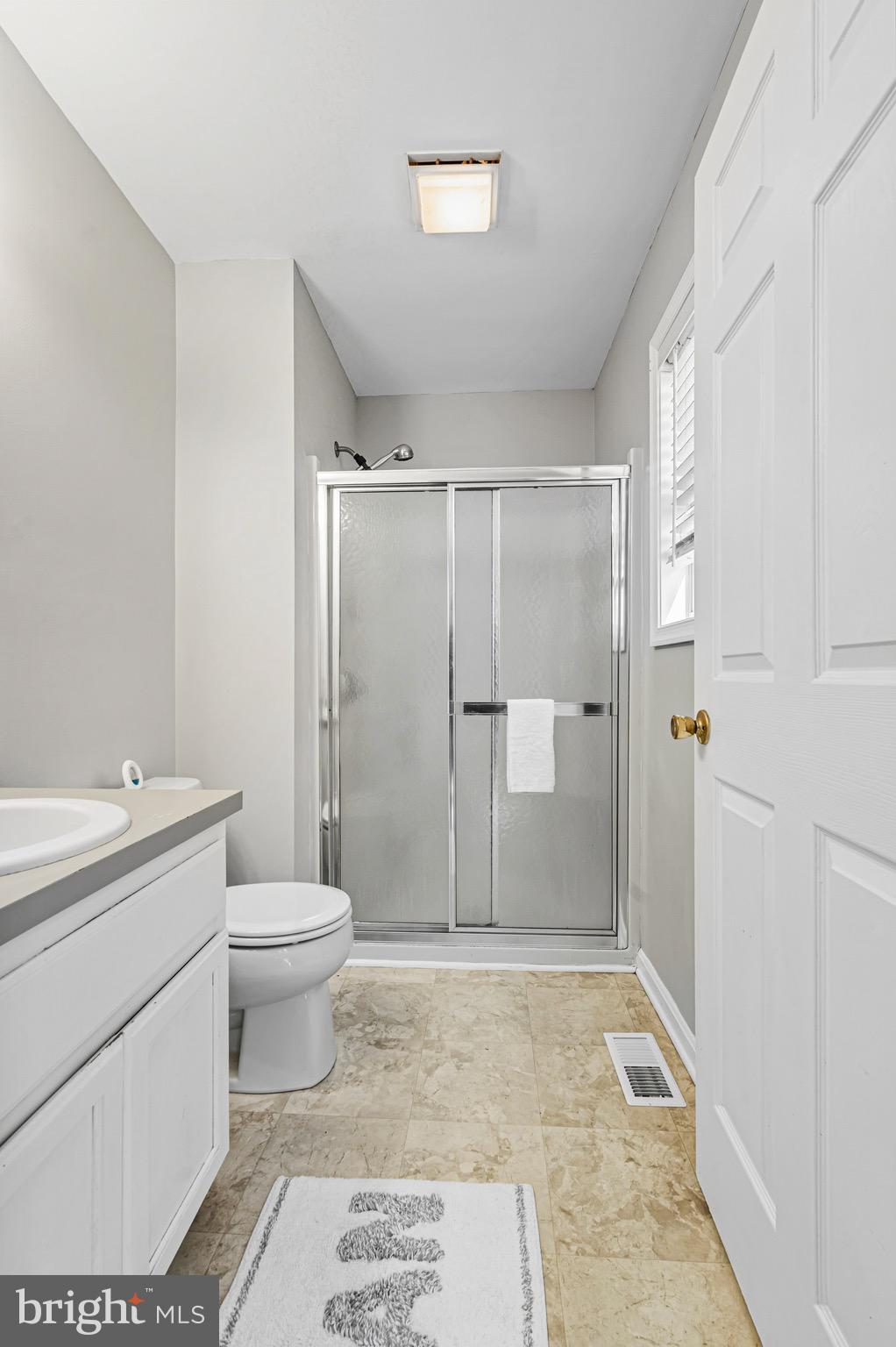 GLENHURST - Residential Lease