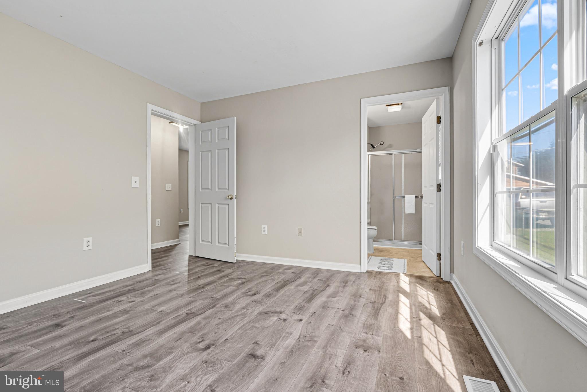 GLENHURST - Residential Lease