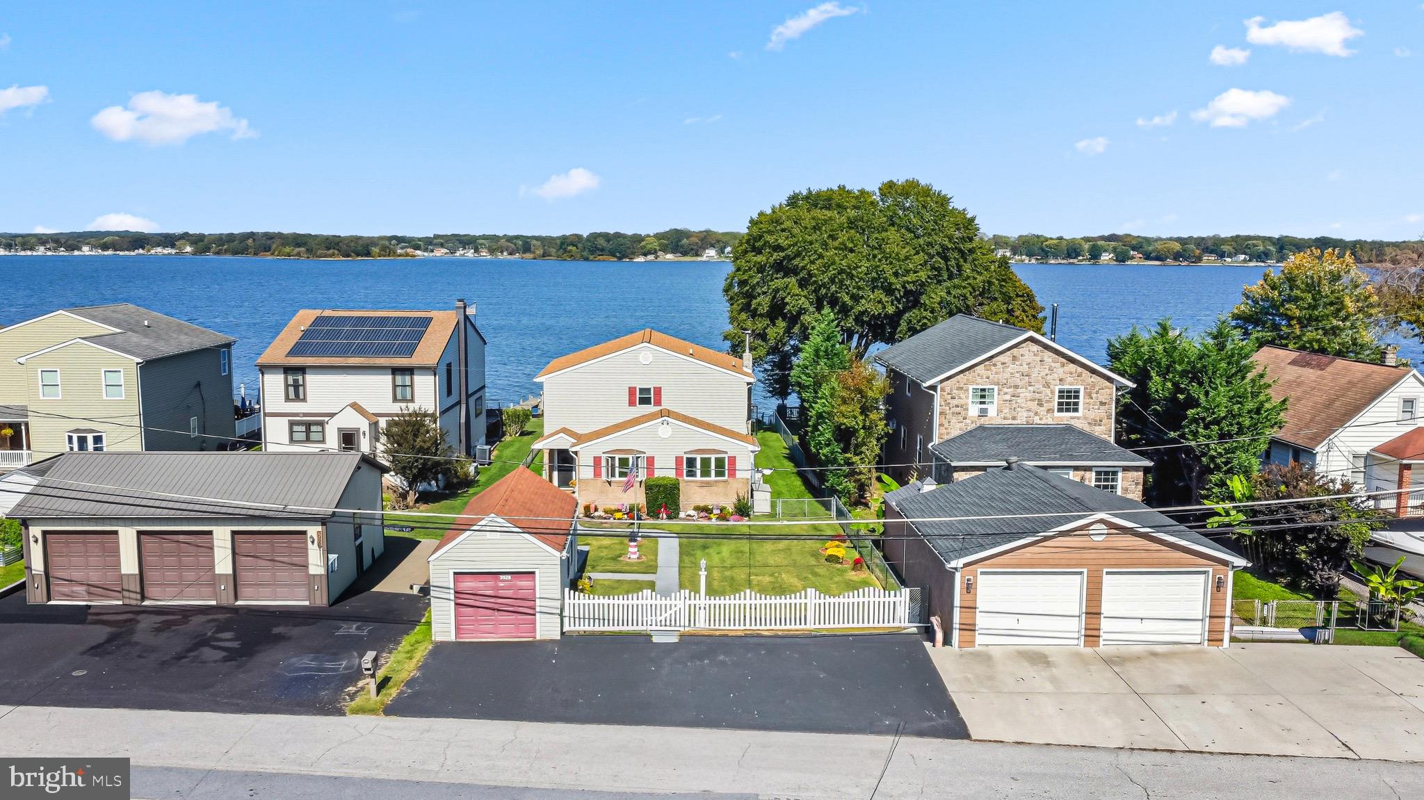 GLENHURST - Residential Lease