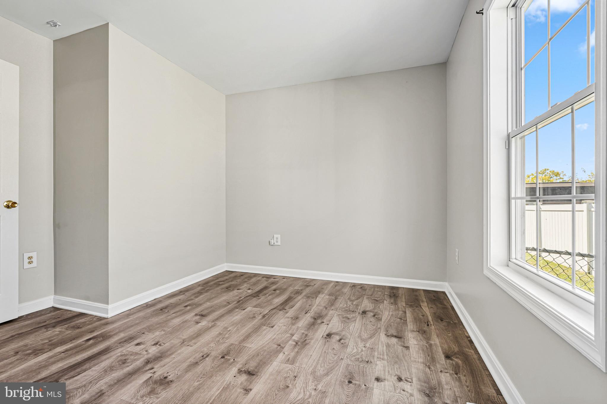 GLENHURST - Residential Lease